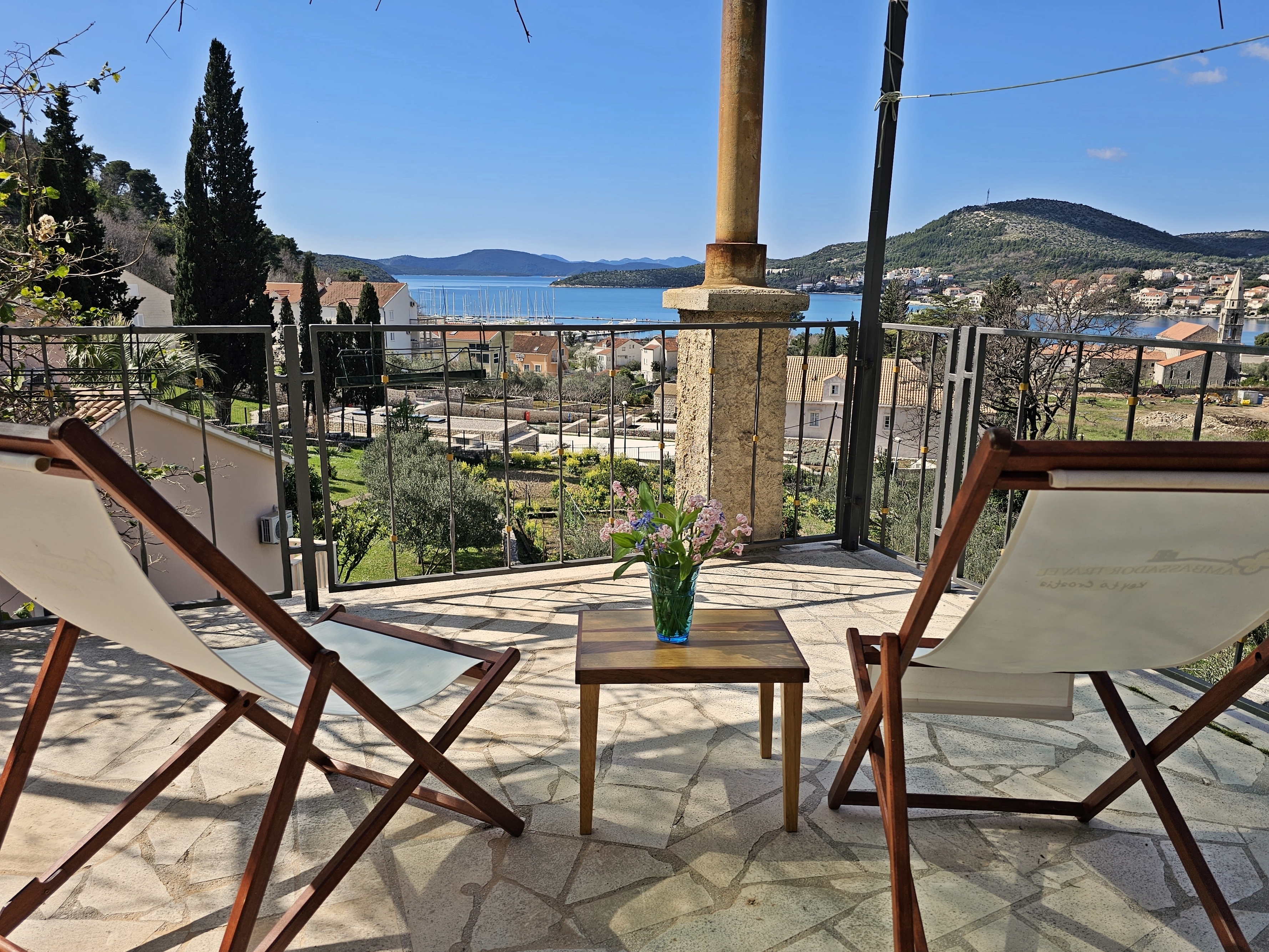 Two bedroom apartment with terrace and sea view Slano, Dubrovnik  A-a