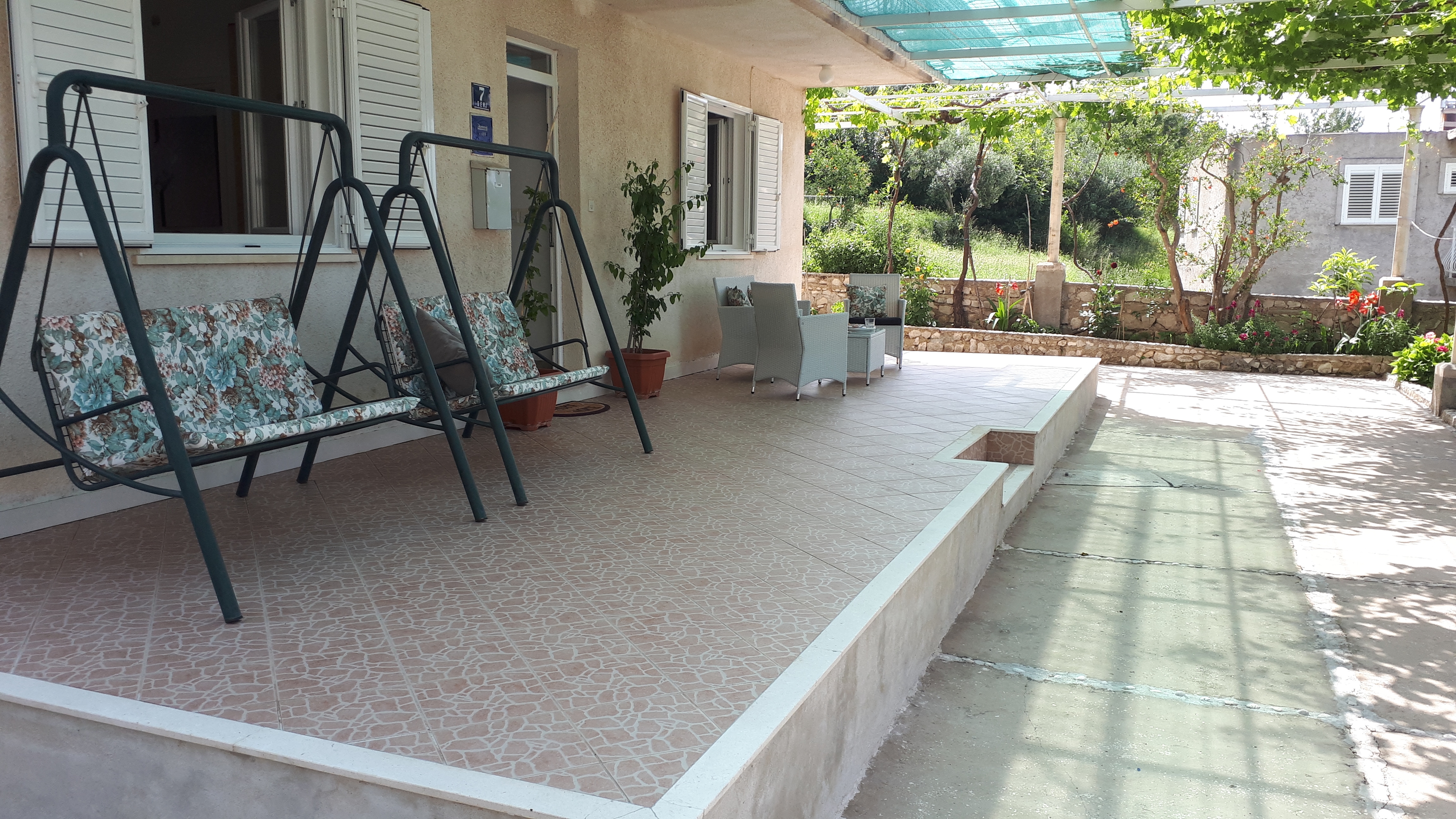 Three bedroom apartment with terrace Brsečine, Dubrovnik  A-a
