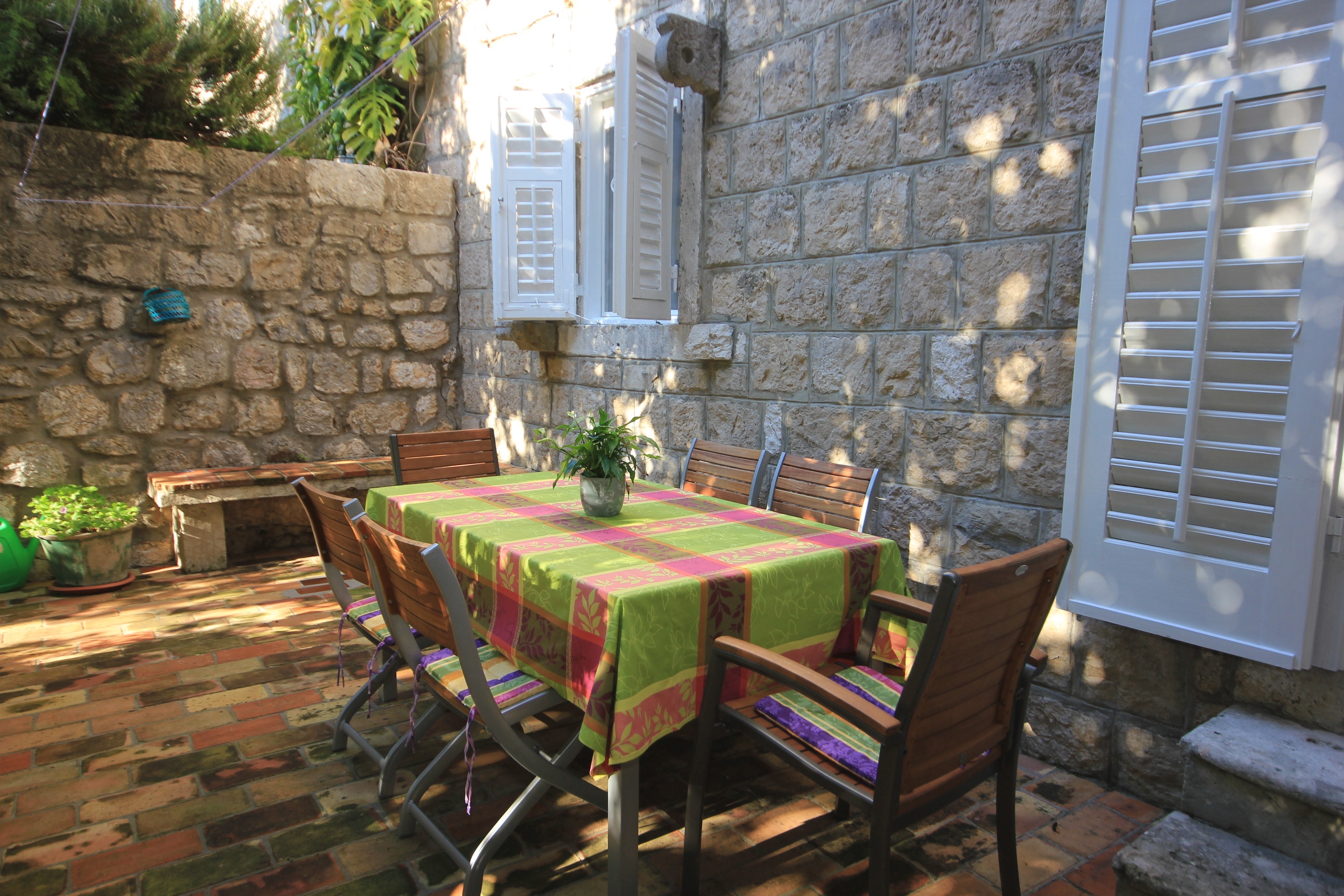 Three bedroom house with terrace Cavtat, Dubrovnik (K-8557) Three bedroom house with terrace Cavtat, Dubrovnik (K-8557)