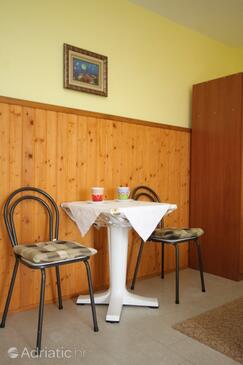 Dining room Mlini, Dining room in the studio-apartment, WIFI.