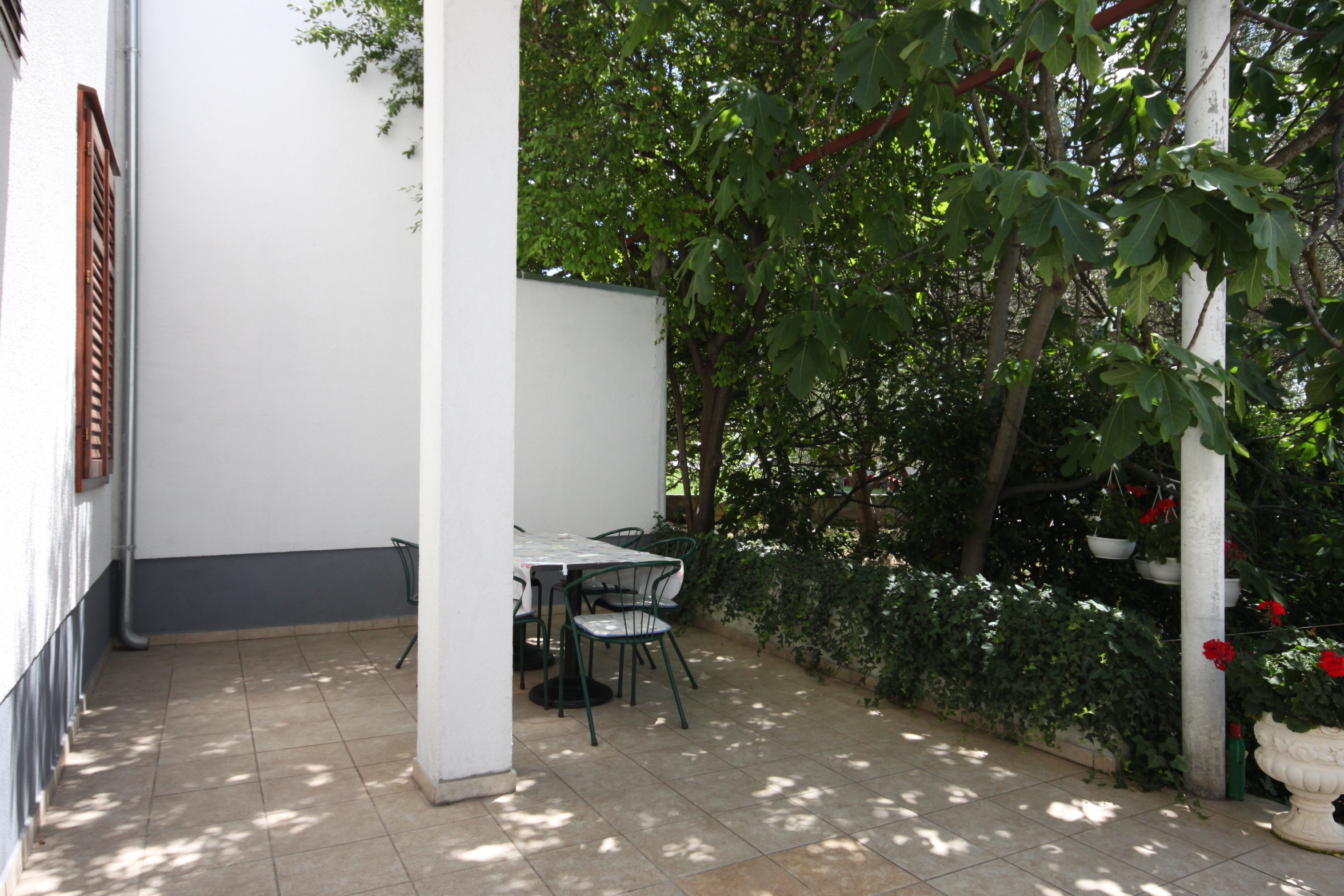 Two bedroom apartment with terrace Biograd na Moru, Biograd  A-a