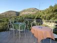 Shared terrace Slano, Shared terrace in the studio-apartment.