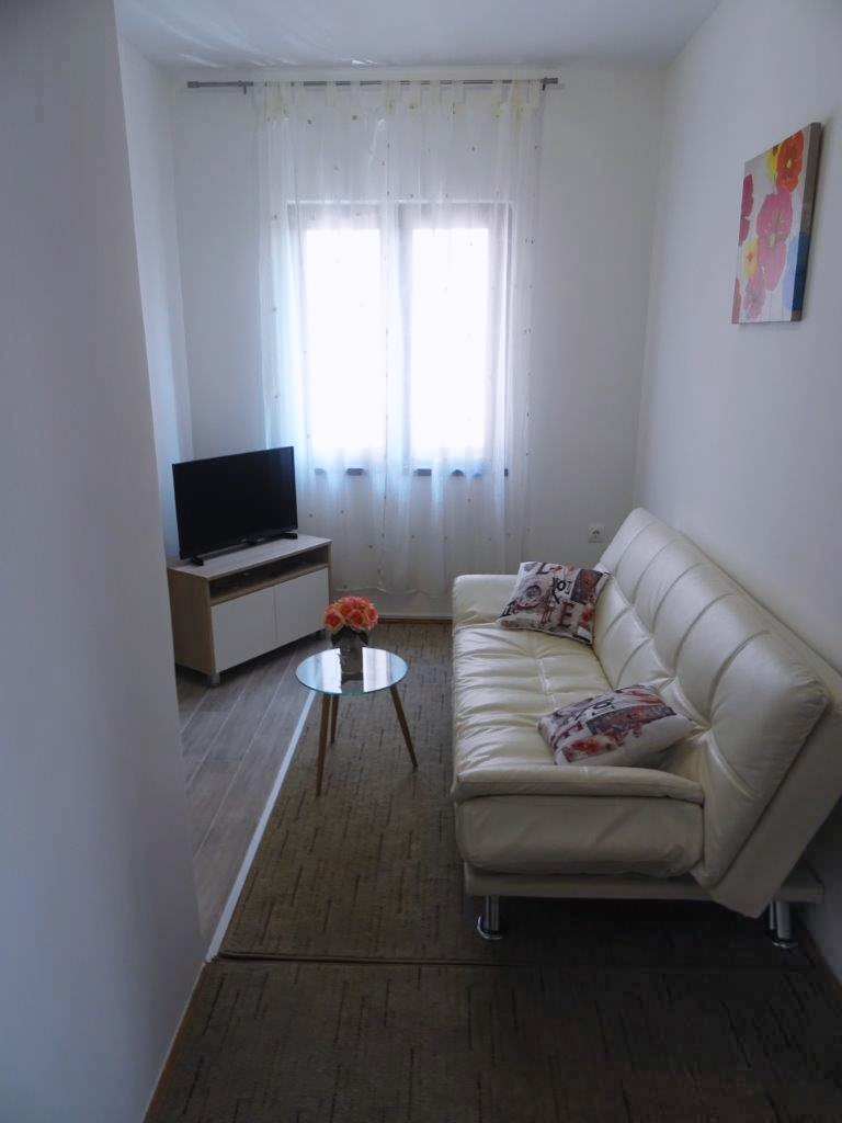 One bedroom apartment with balcony and sea view Biograd na Moru, Biograd (A-860-b)