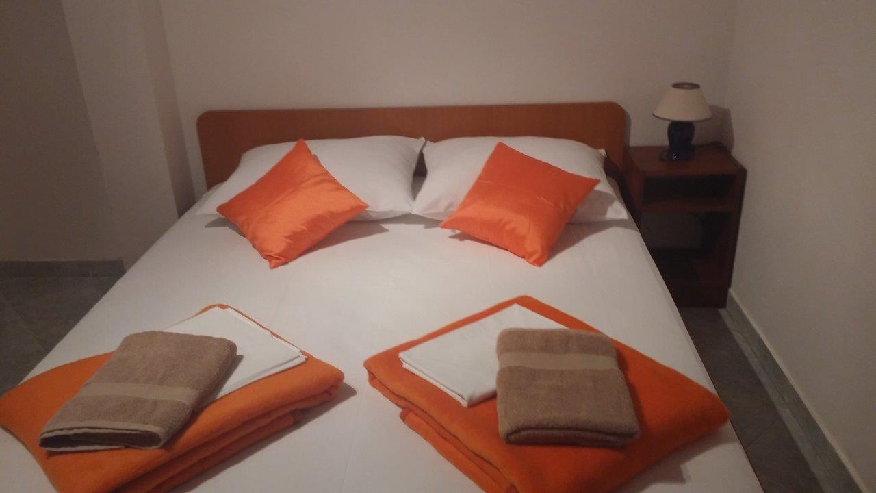 Three bedroom apartment with terrace Biograd na Moru, Biograd  A-d