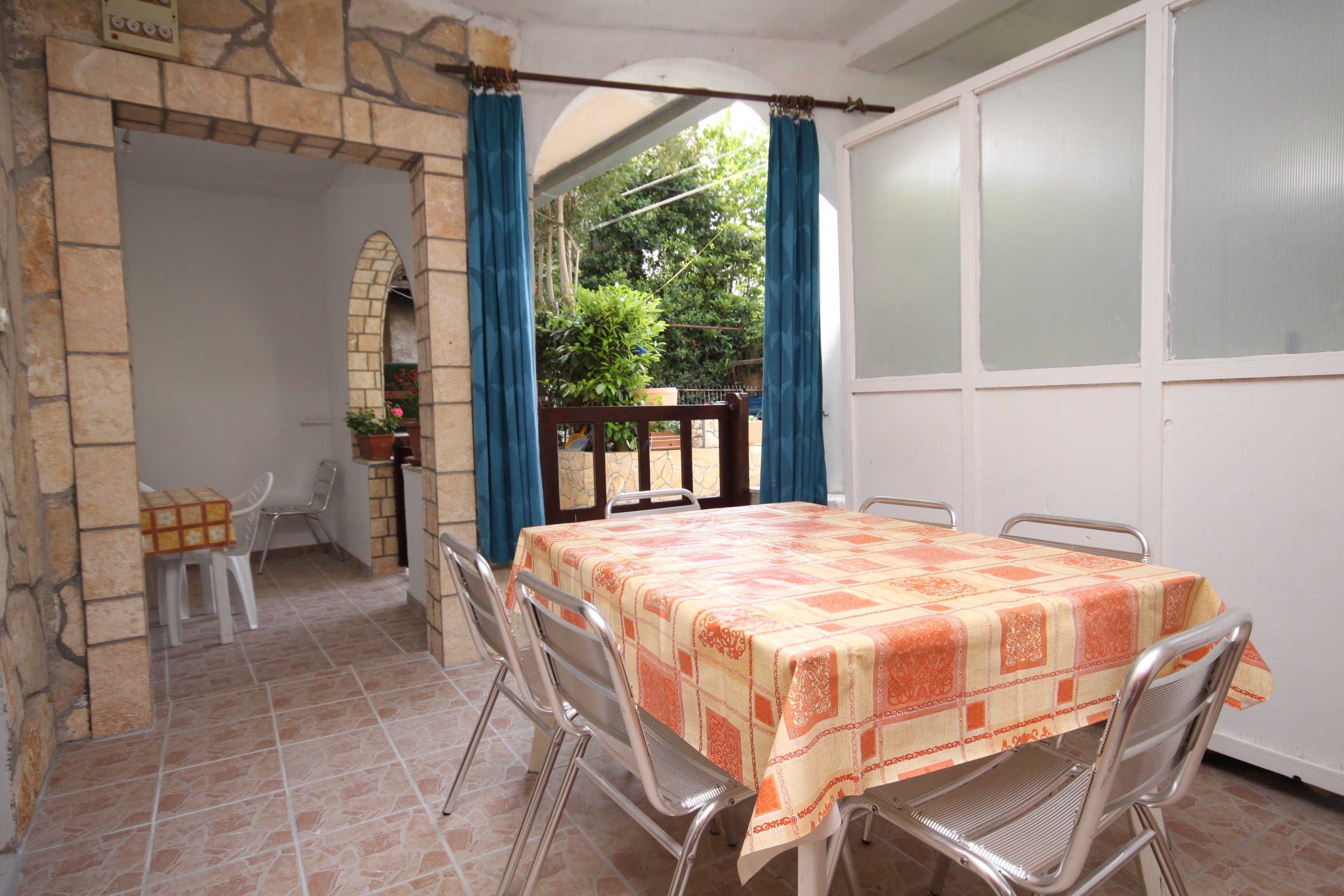 Three bedroom apartment with terrace Biograd na Moru, Biograd (A-860-d)