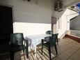 Komarna, Терраса 1 в размещении типа apartment, с видом на море и WiFi.