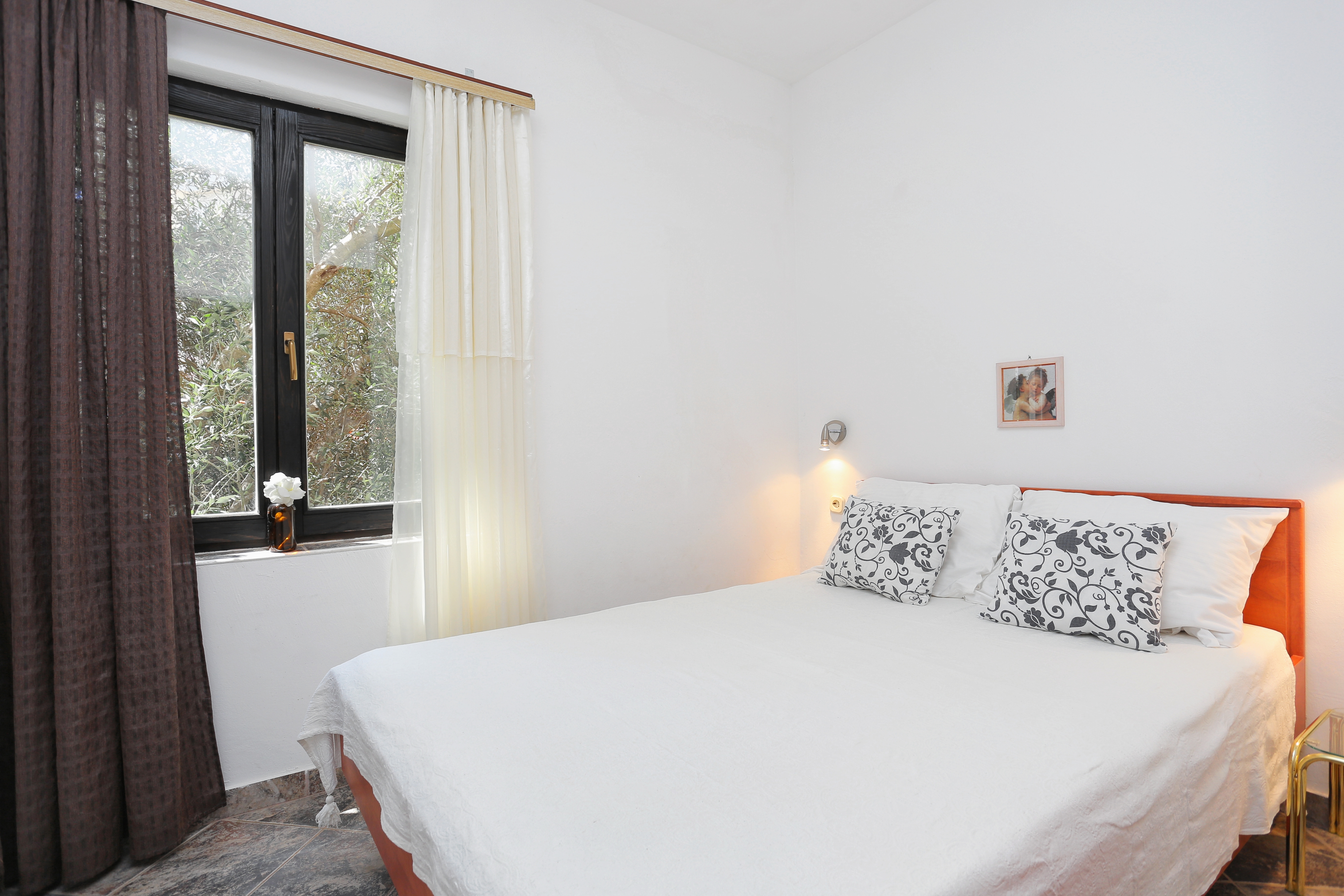 One bedroom apartment near beach Okrug Gornji, Čiovo  A-a