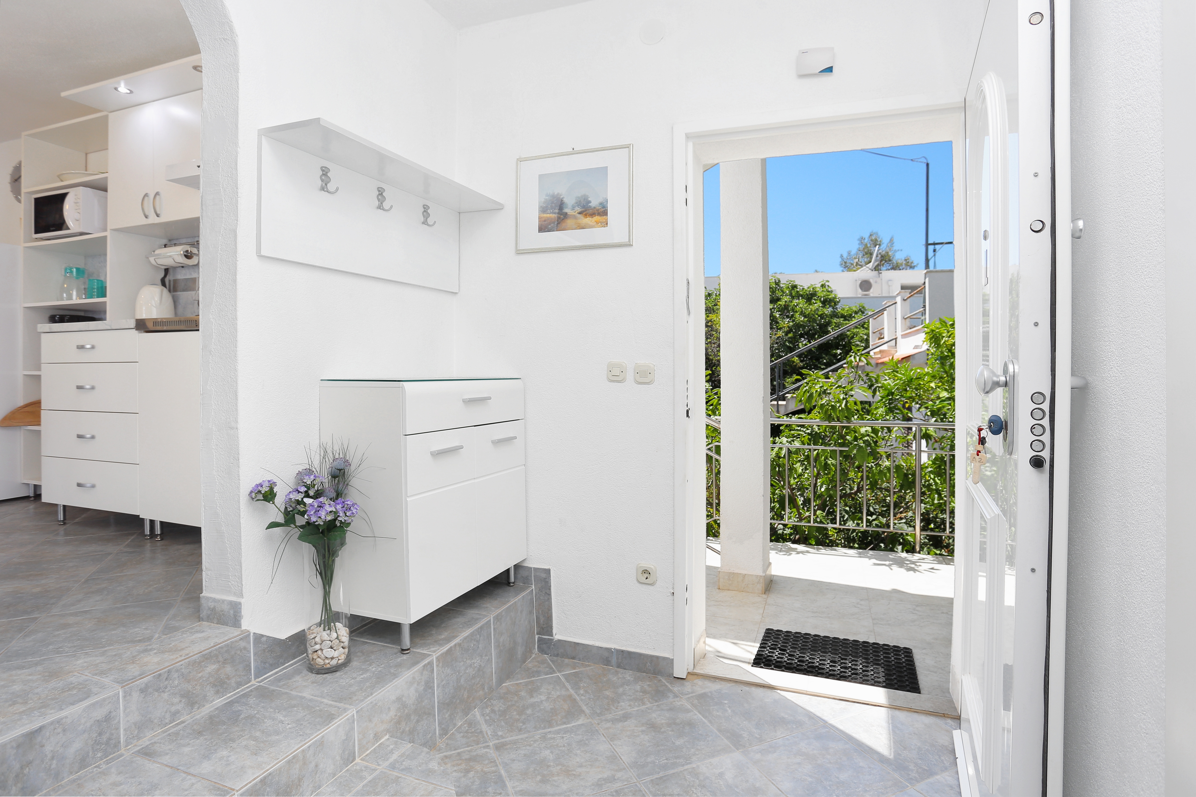 One bedroom apartment near beach Okrug Gornji, Čiovo  A-b