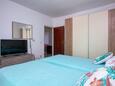 Biograd na Moru, Ložnice 2 v ubytování typu apartment, domácí mazlíčci povoleni a WiFi.