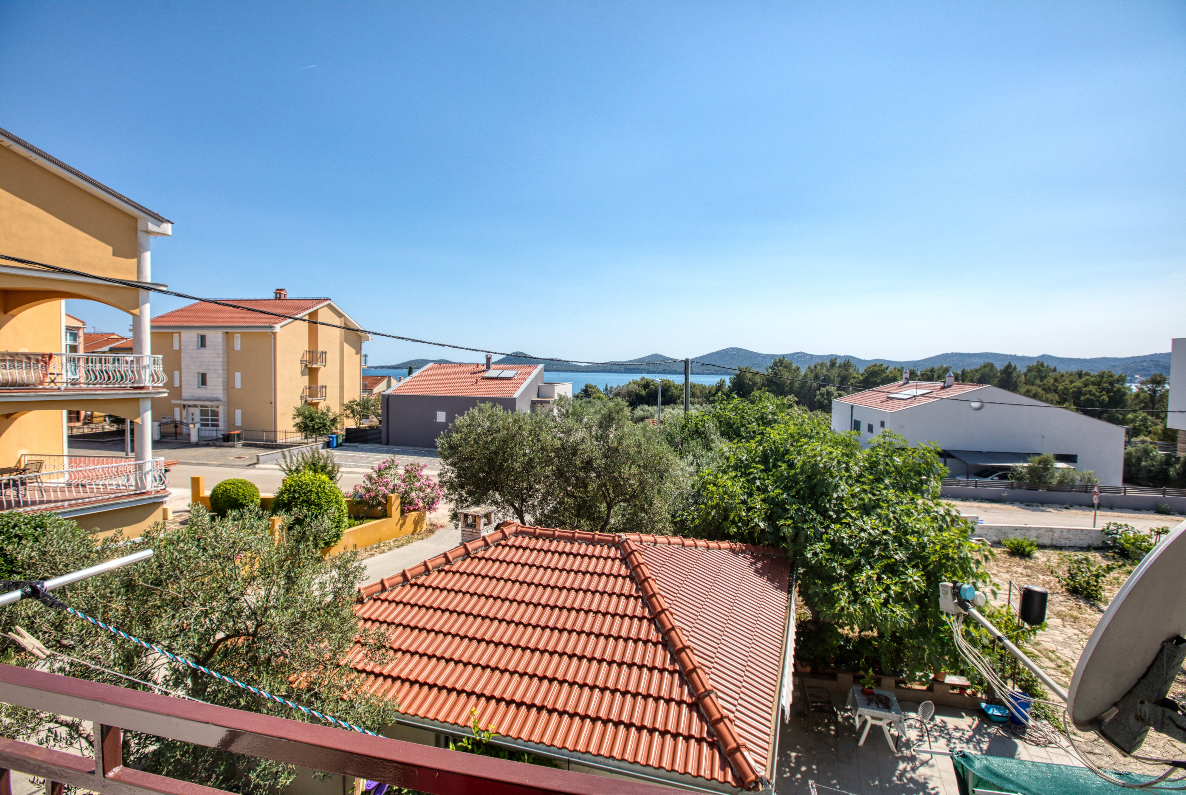 Two bedroom apartment with balcony and sea view Biograd na Moru, Biograd  A-d
