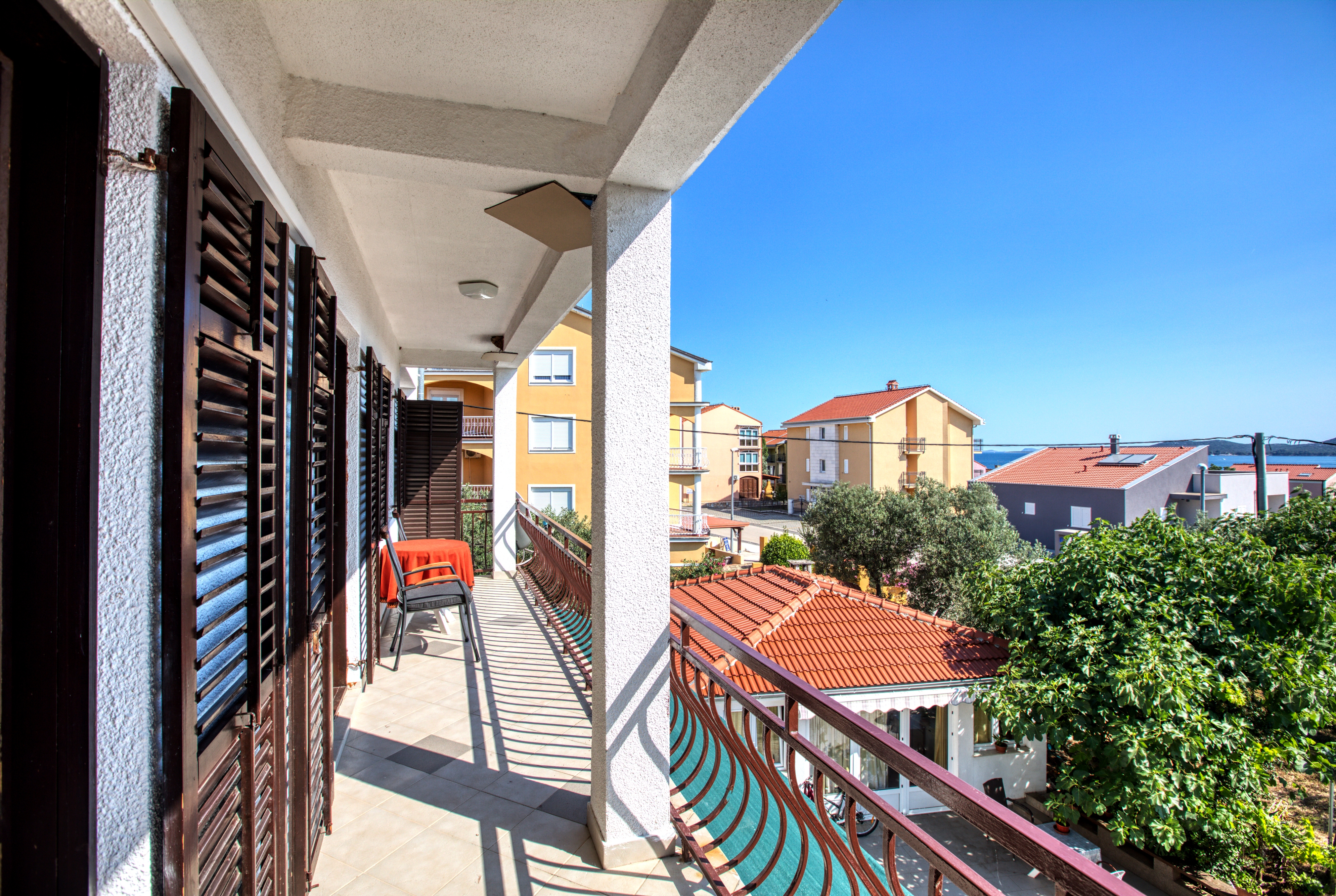 Two bedroom apartment with balcony and sea view Biograd na Moru, Biograd  A-e