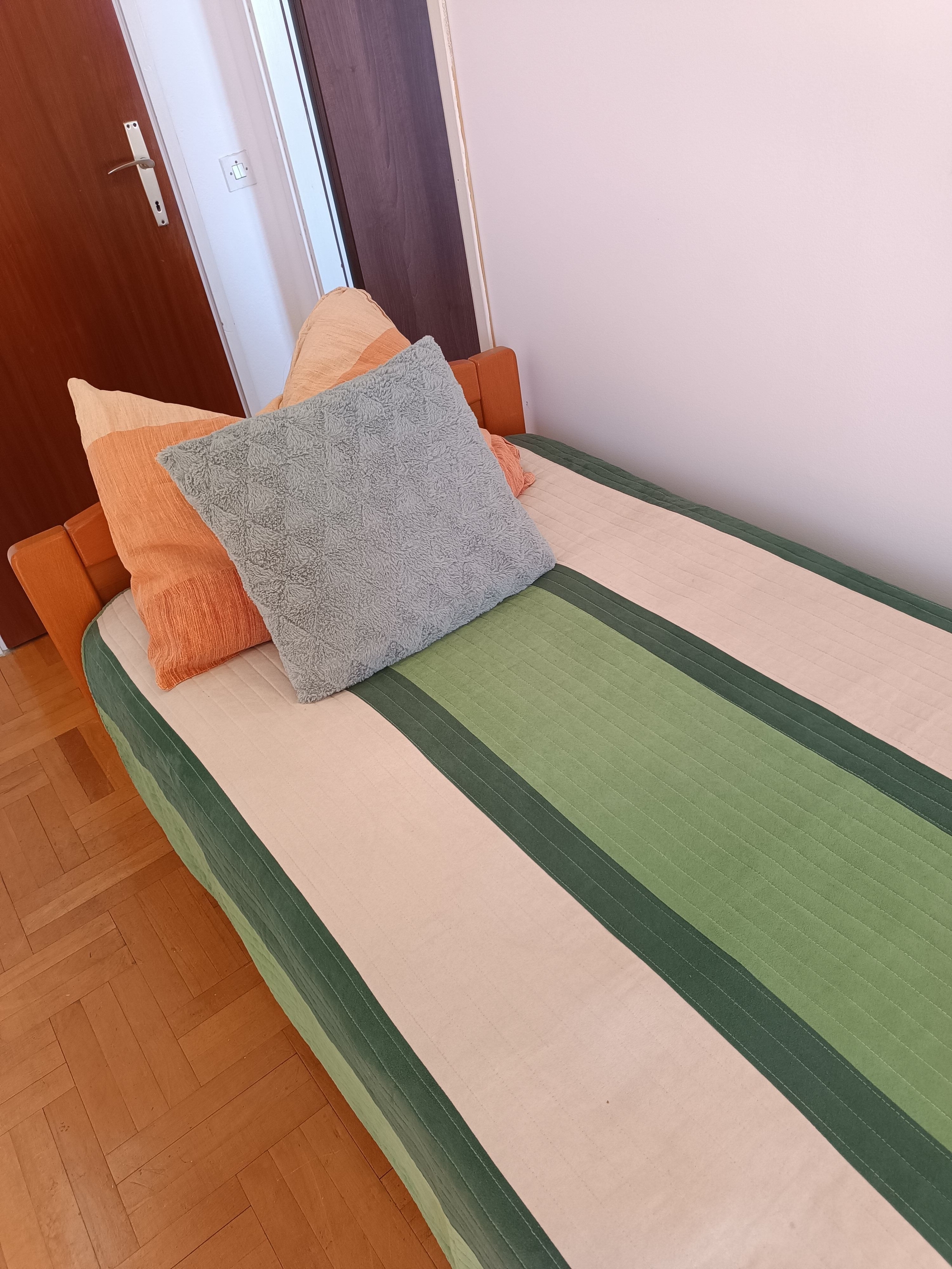 Two bedroom apartment with balcony and sea view Biograd na Moru, Biograd  A-e
