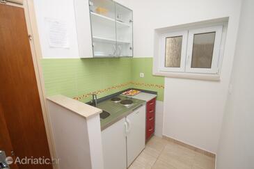 Kitchen Duće, Kitchen in the studio-apartment, WIFI.