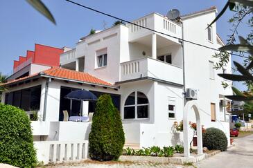 Property Podstrana, Split, Property 8639 - Apartments and Rooms near sea with pebble beach.