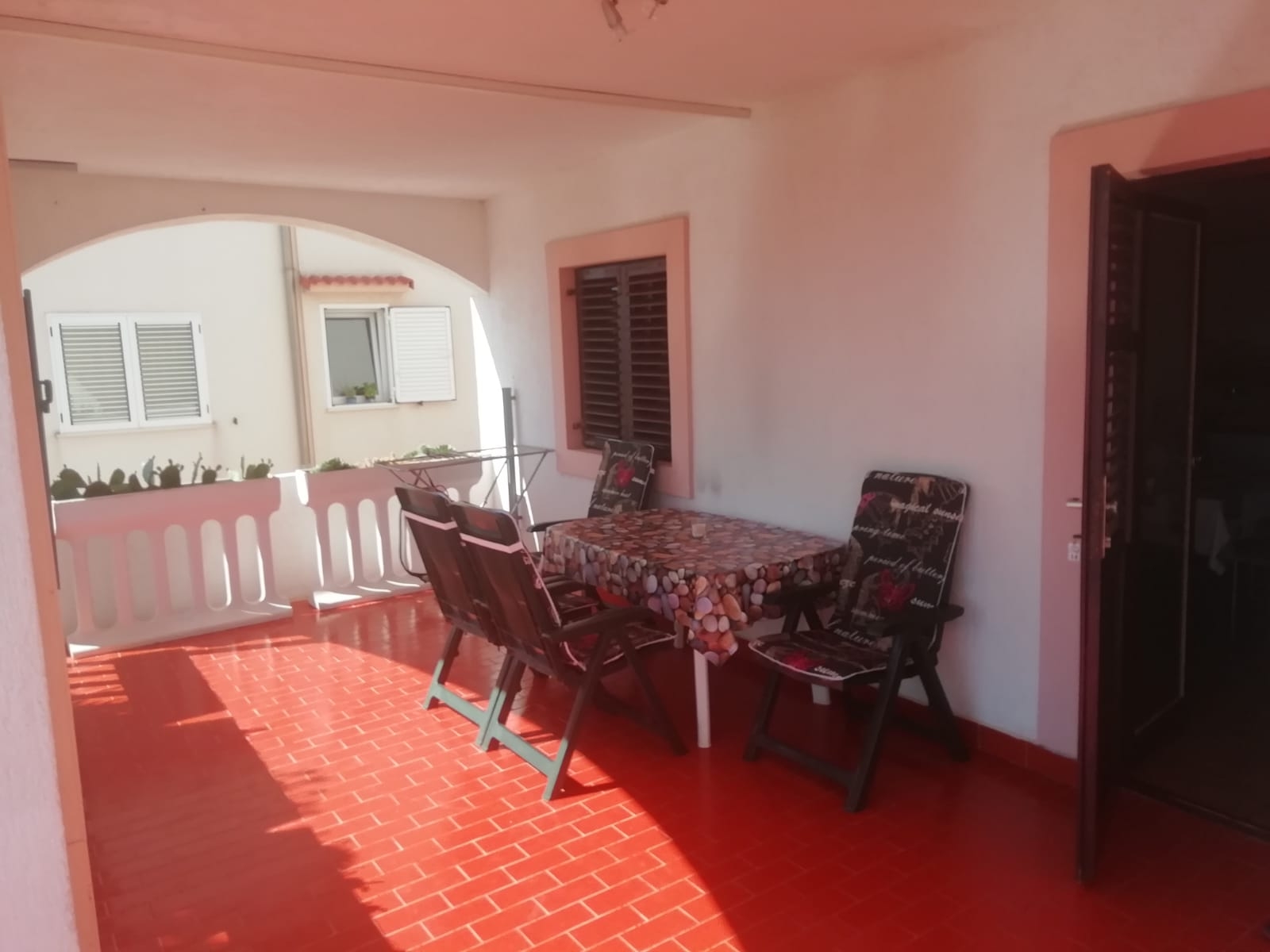 One bedroom apartment near beach Mandre, Pag  A-a