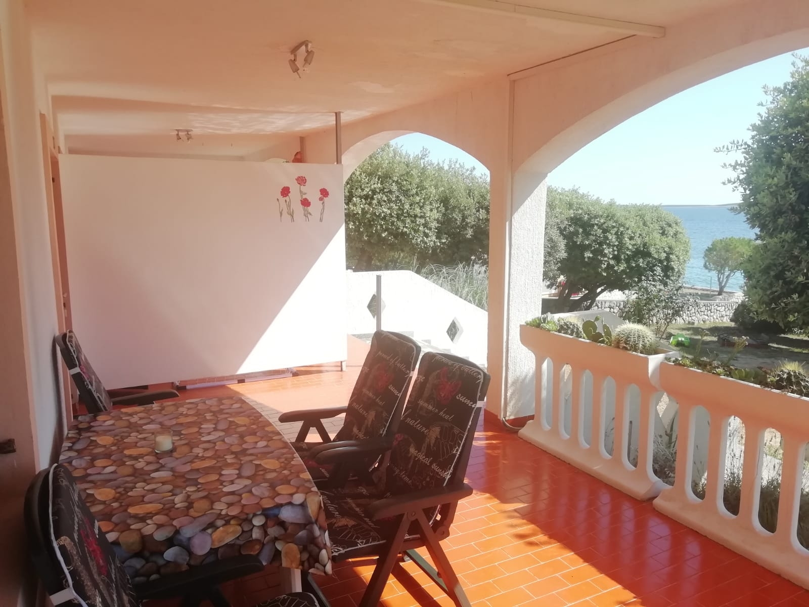 One bedroom apartment near beach Mandre, Pag  A-a