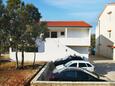 Mandre, Pag, Parkeerplaats 8655 - Appartementen near sea with pebble beach.