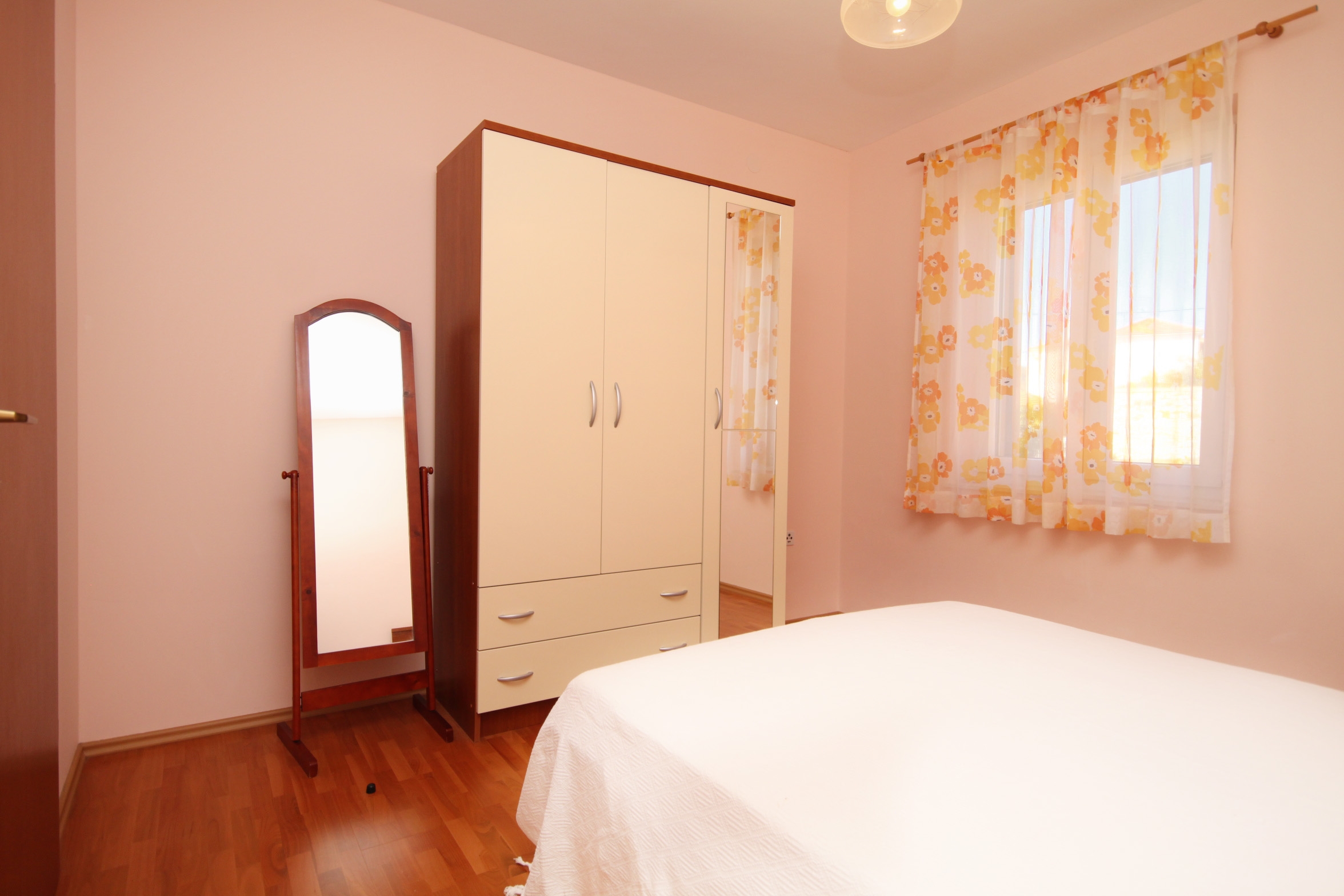 Two bedroom apartment with balcony and sea view Slatine, Čiovo  A-a