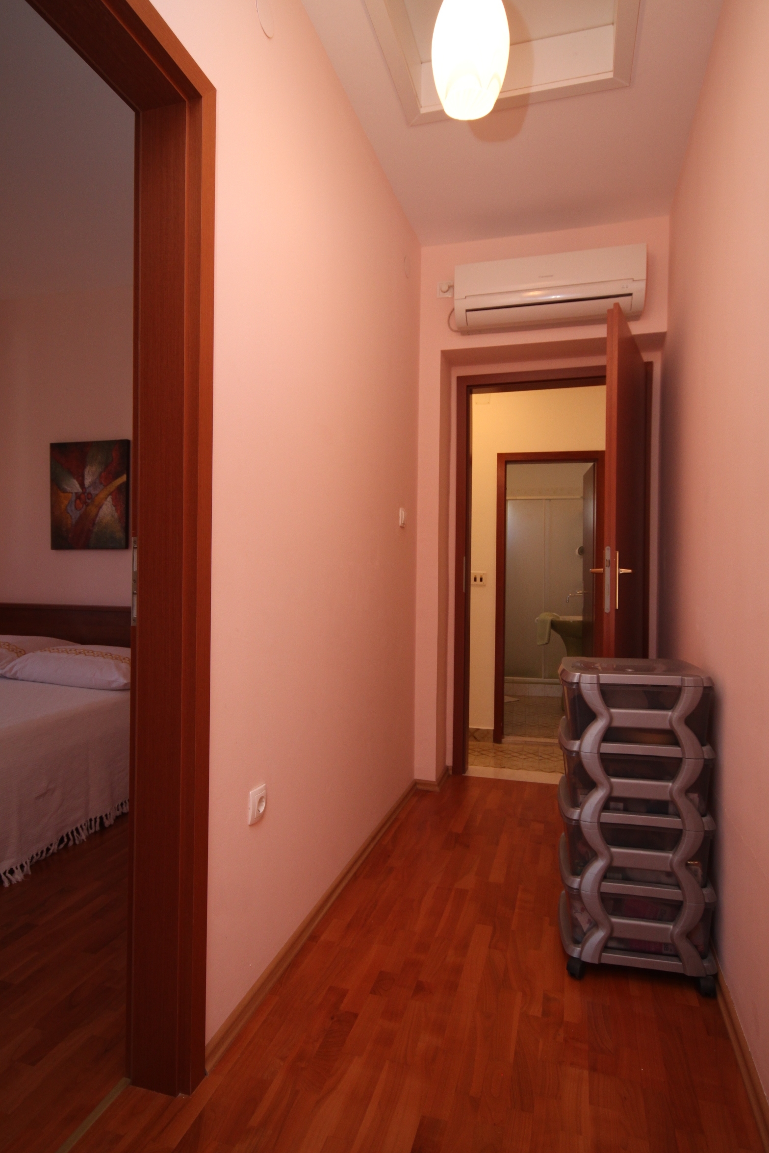 Two bedroom apartment with balcony and sea view Slatine, Čiovo  A-a