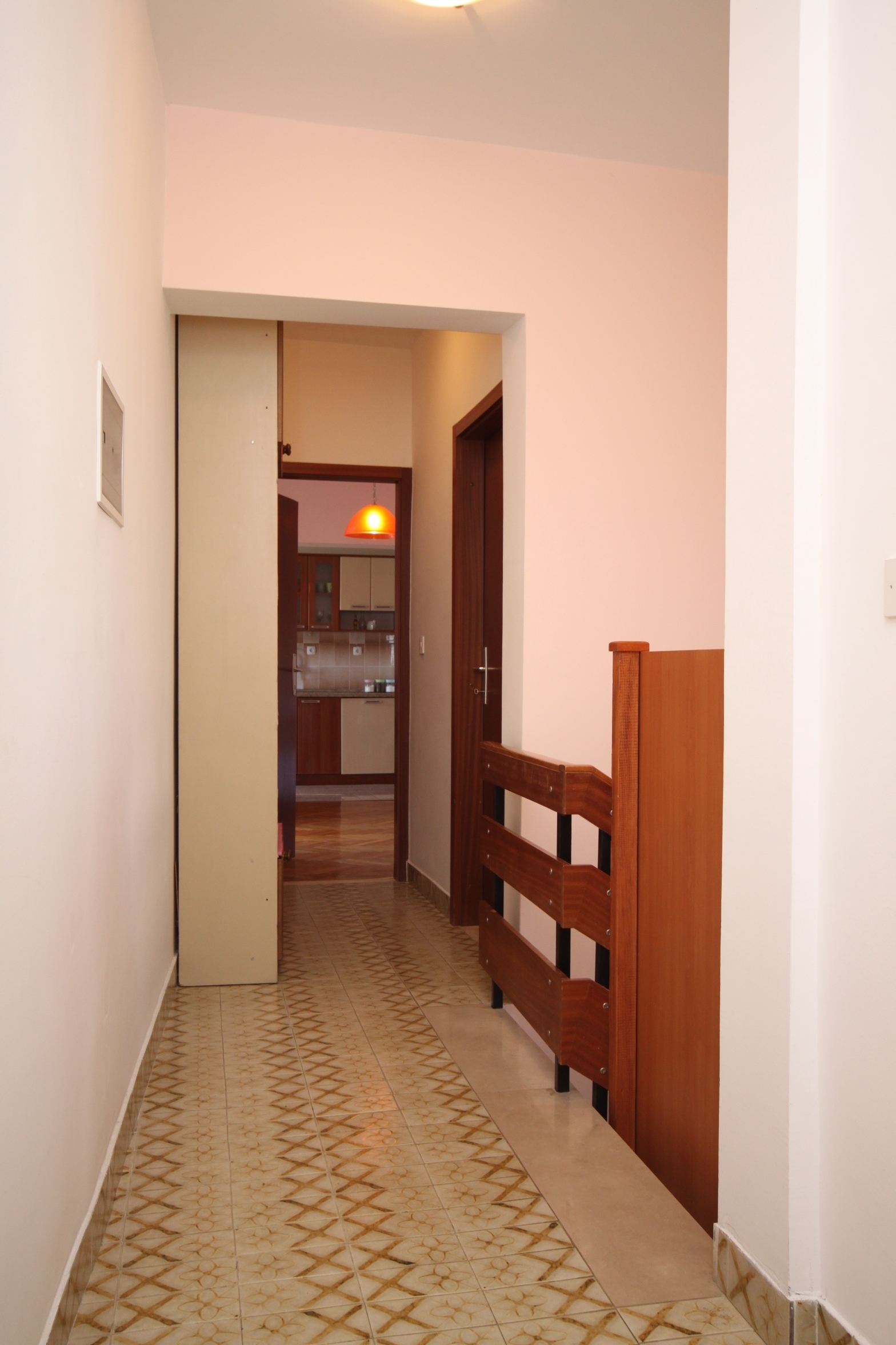 Two bedroom apartment with balcony and sea view Slatine, Čiovo  A-a