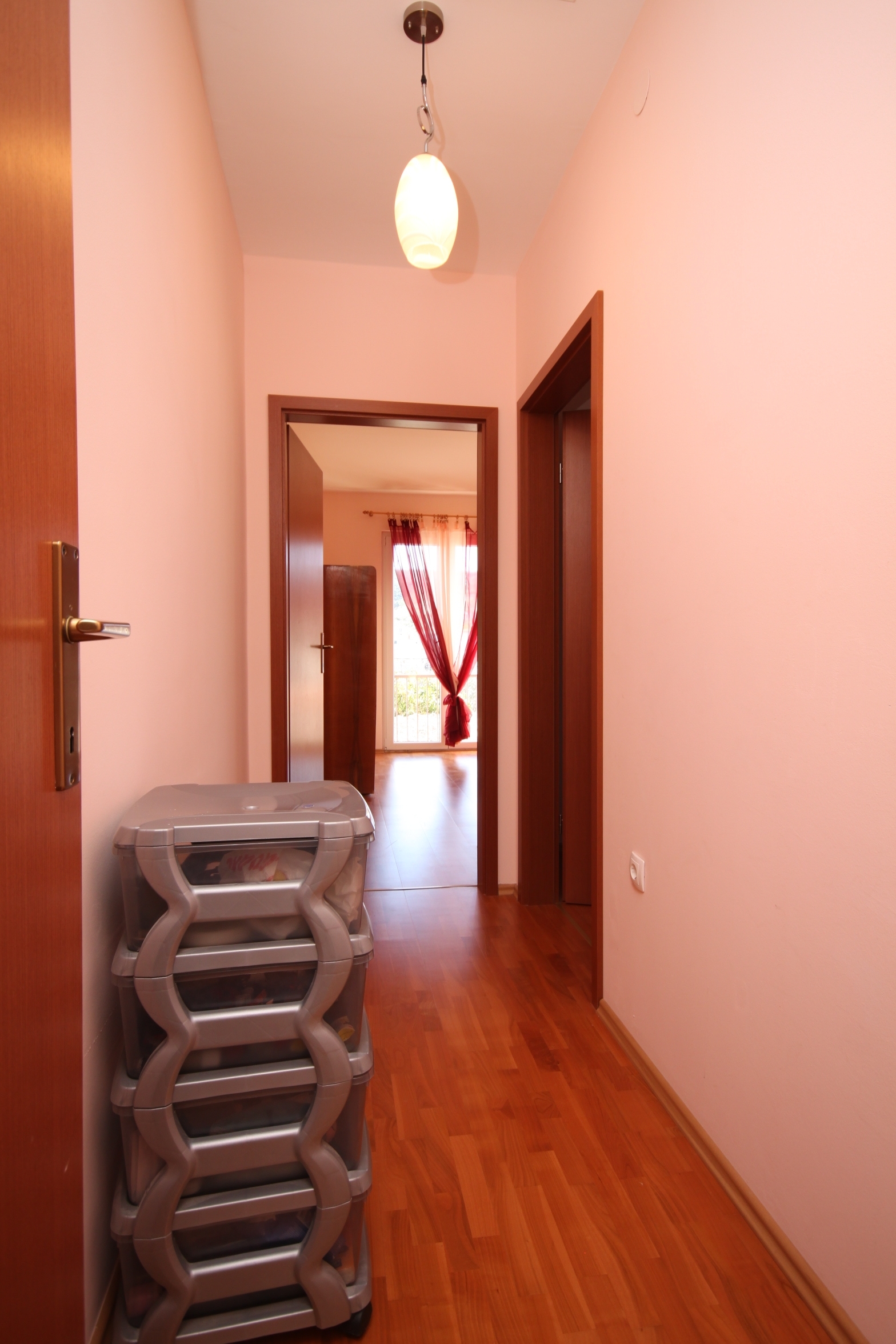 Two bedroom apartment with balcony and sea view Slatine, Čiovo  A-a