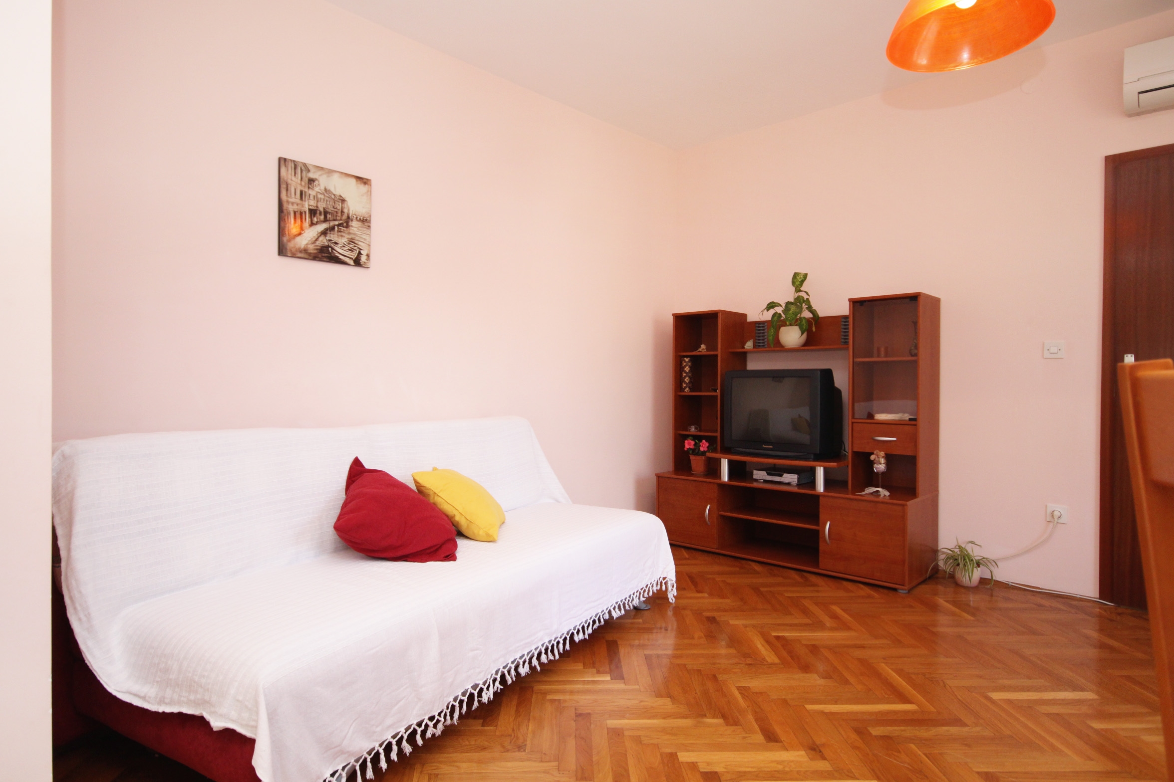 Two bedroom apartment with balcony and sea view Slatine, Čiovo (A-8658-a) Two bedroom apartment with balcony and sea view Slatine, Čiovo (A-8658-a)