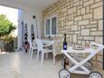 Vinišće, Terrasse dans l’hébergement en type apartment, avec la vue sur la mer, animaux acceptés et WiFi.