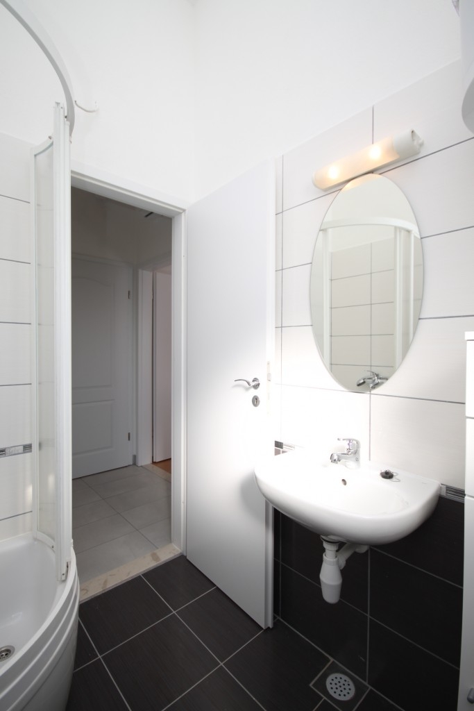 Comfortable and spacious house with terrace and sea view Poljica, Trogir  K