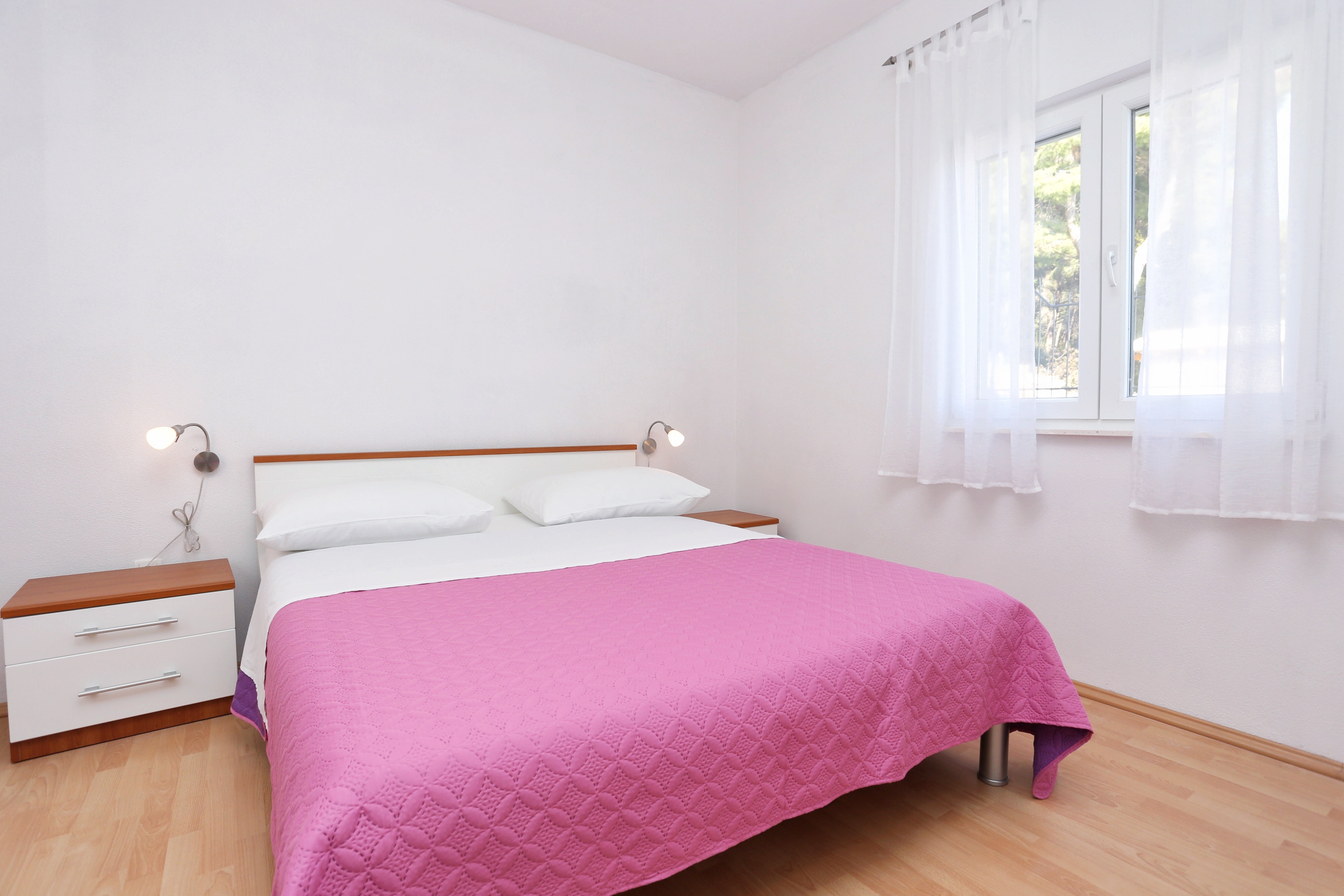 Comfortable and spacious house with terrace and sea view Poljica, Trogir  K