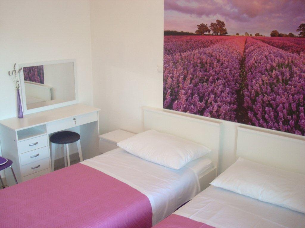 Comfortable and spacious house with terrace and sea view Poljica, Trogir  K