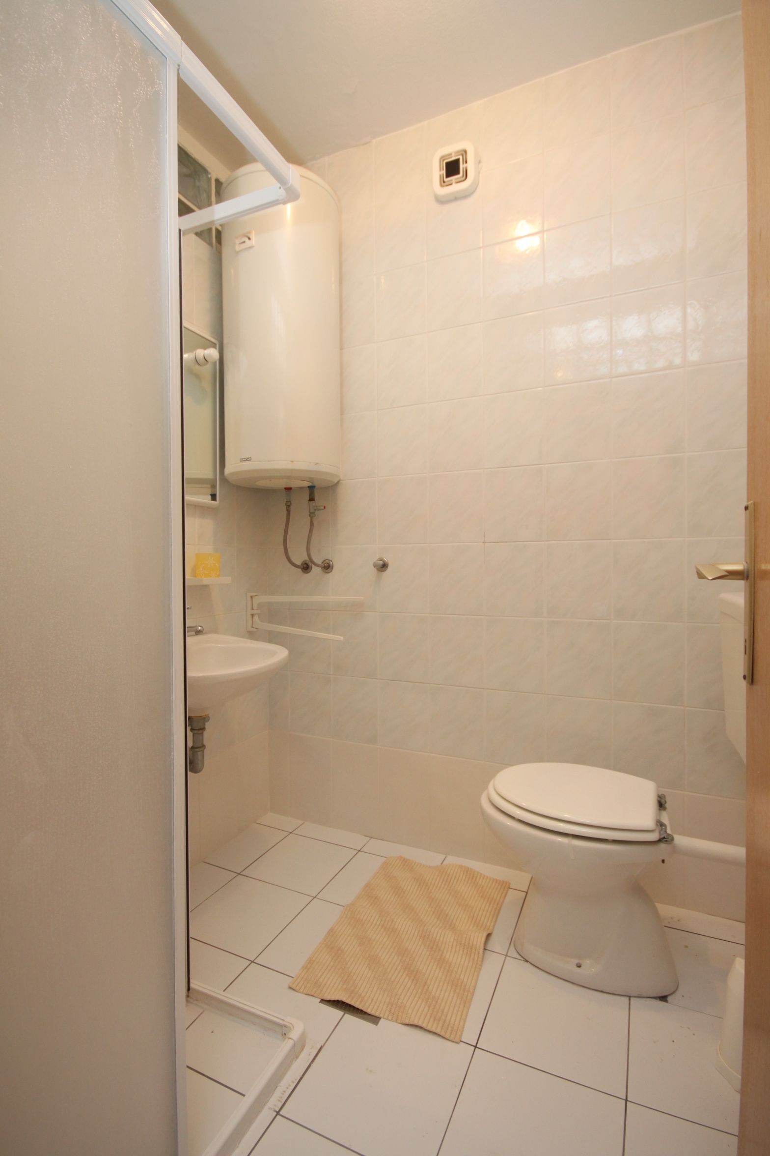 Four bedroom apartment with balcony and sea view Okrug Gornji, Čiovo  A-a