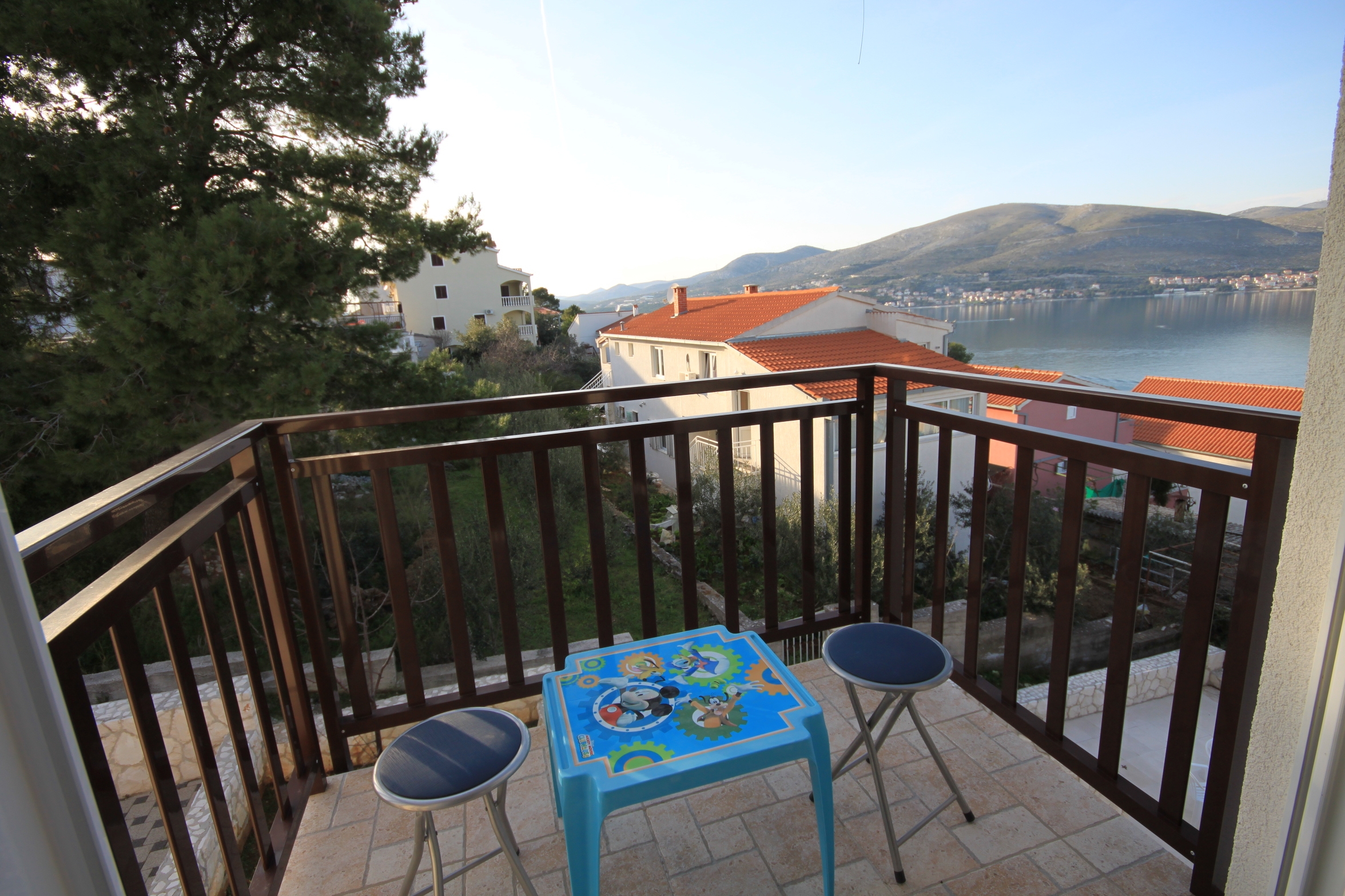 Two bedroom apartment with balcony and sea view Okrug Donji, Čiovo  A-a