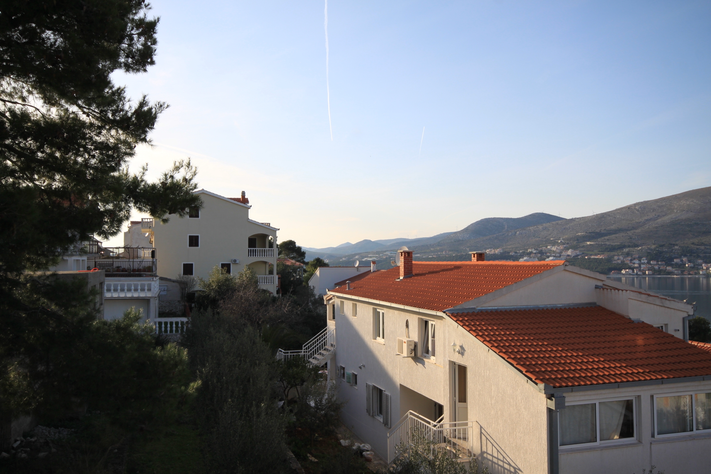 Two bedroom apartment with balcony and sea view Okrug Donji, Čiovo  A-a