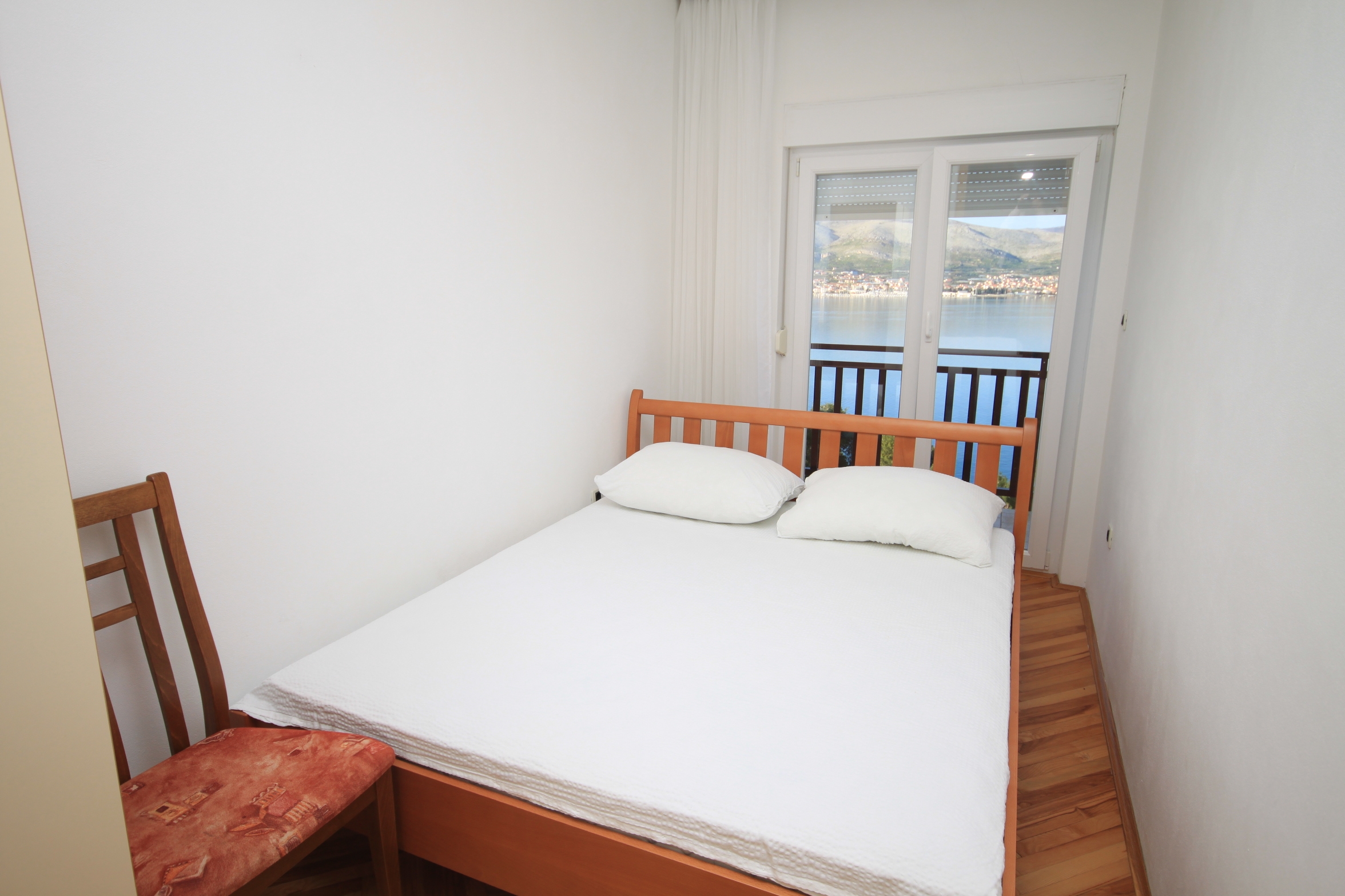 Two bedroom apartment with balcony and sea view Okrug Donji, Čiovo  A-a