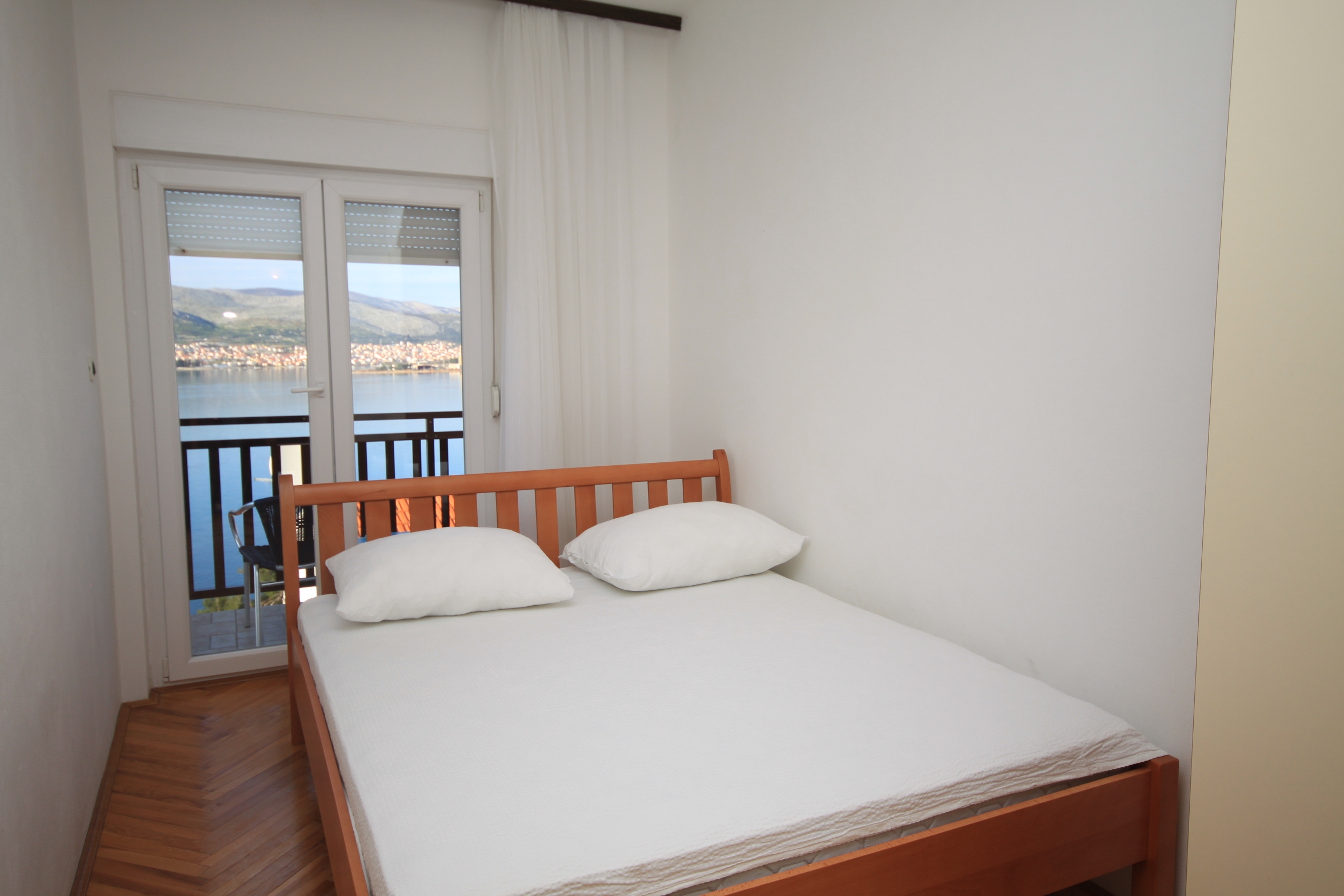 Two bedroom apartment with balcony and sea view Okrug Donji, Čiovo  A-a