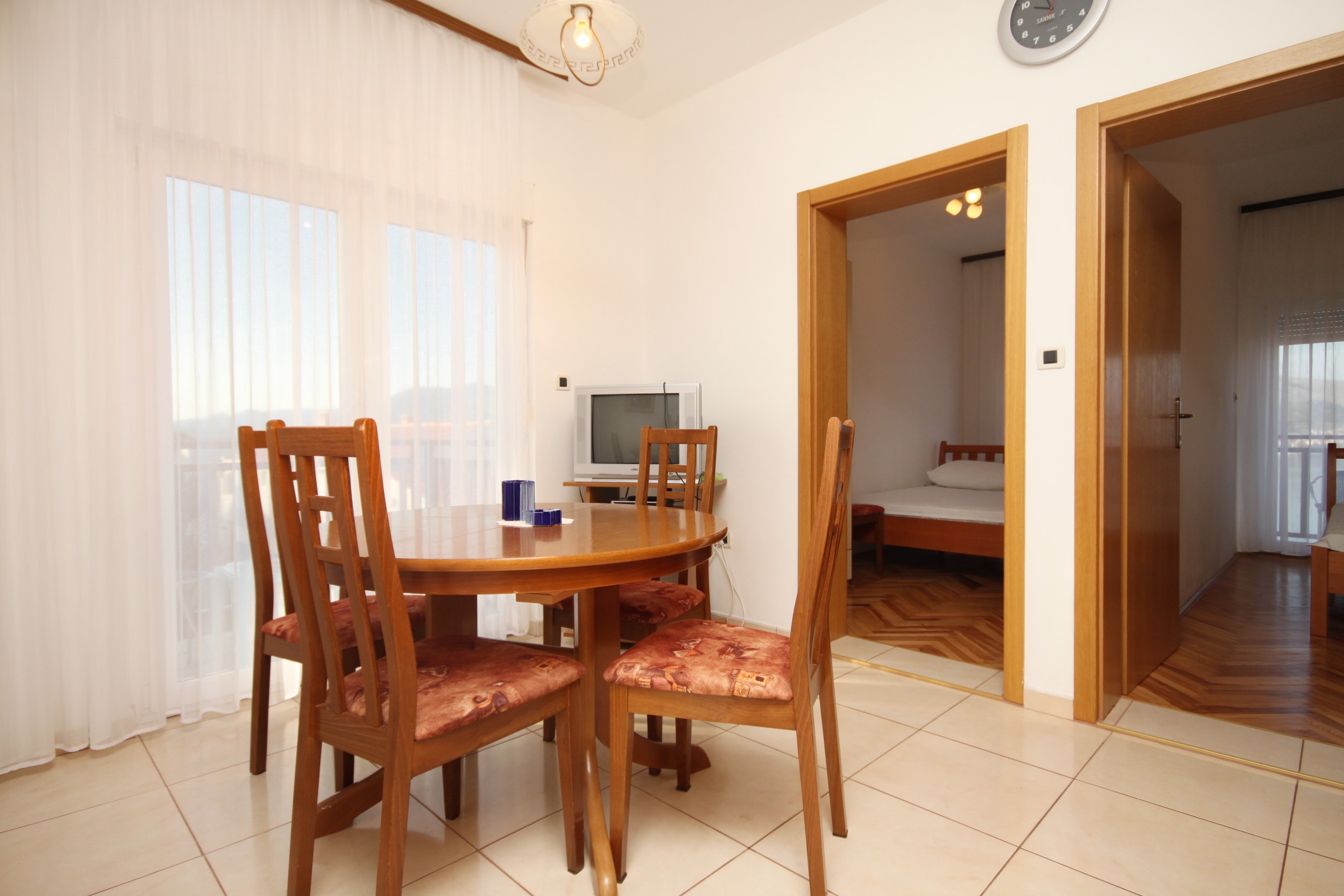 Two bedroom apartment with balcony and sea view Okrug Donji, Čiovo  A-a