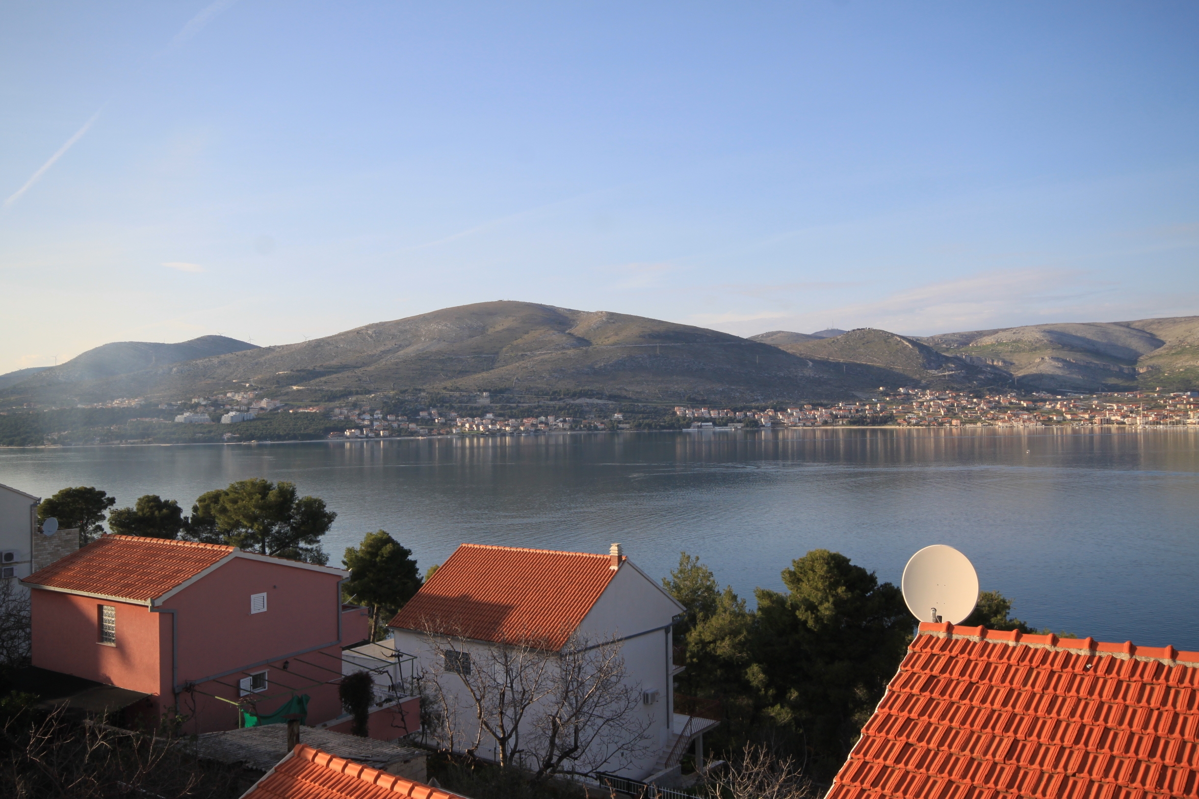 Two bedroom apartment with balcony and sea view Okrug Donji, Čiovo  A-b