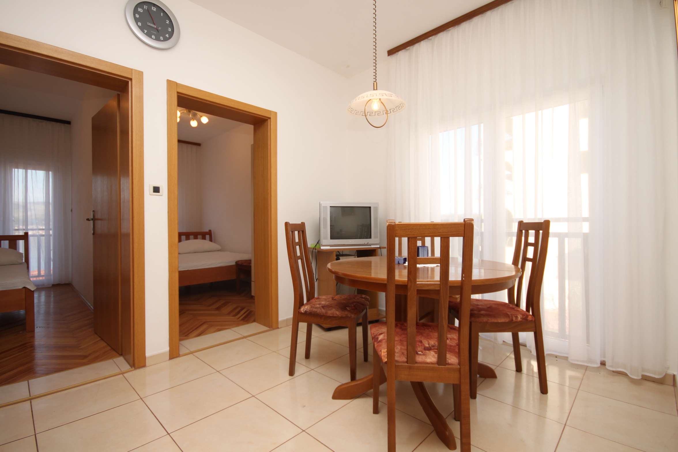 Two bedroom apartment with balcony and sea view Okrug Donji, Čiovo  A-b