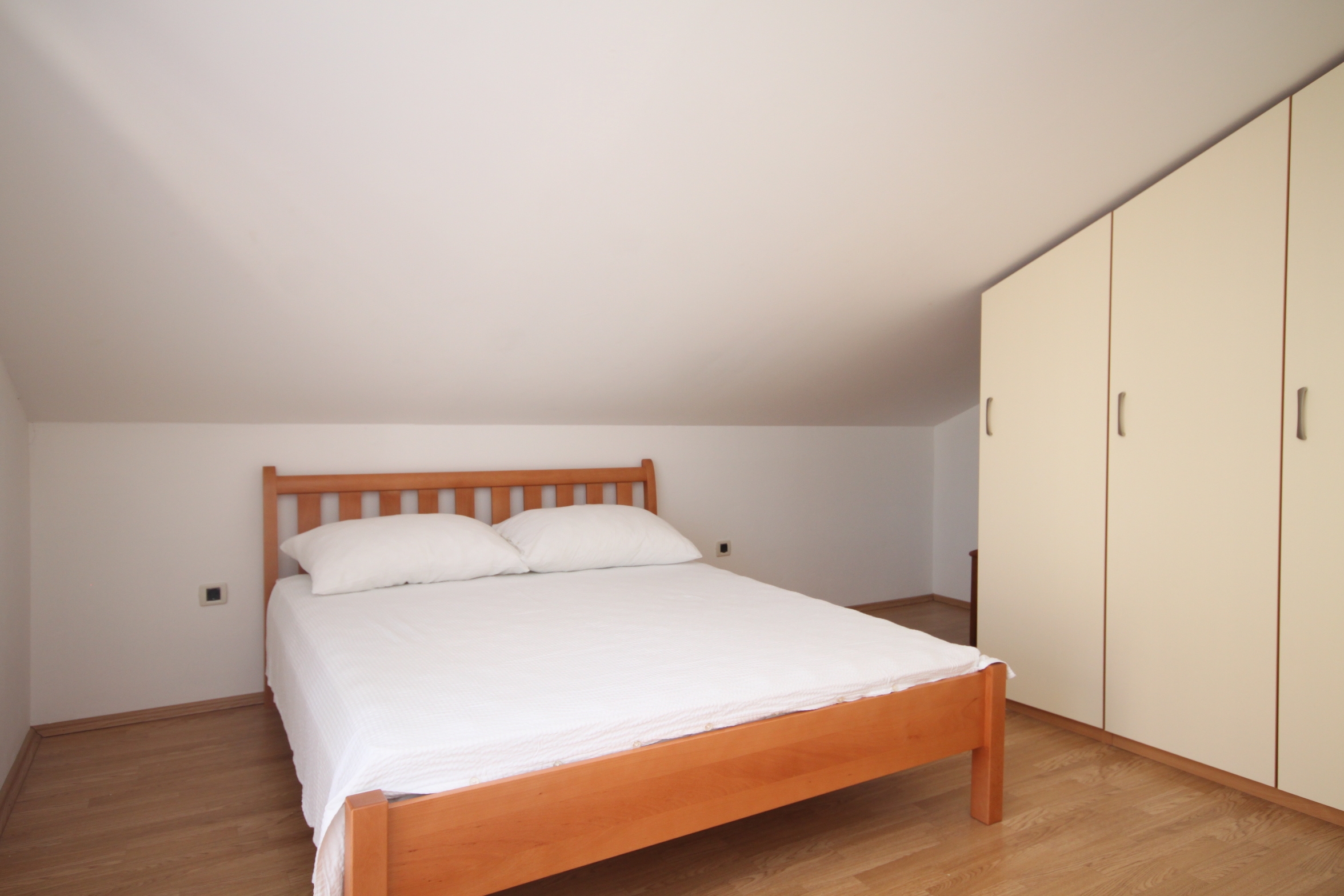One bedroom apartment with balcony and sea view Okrug Donji, Čiovo  A-d
