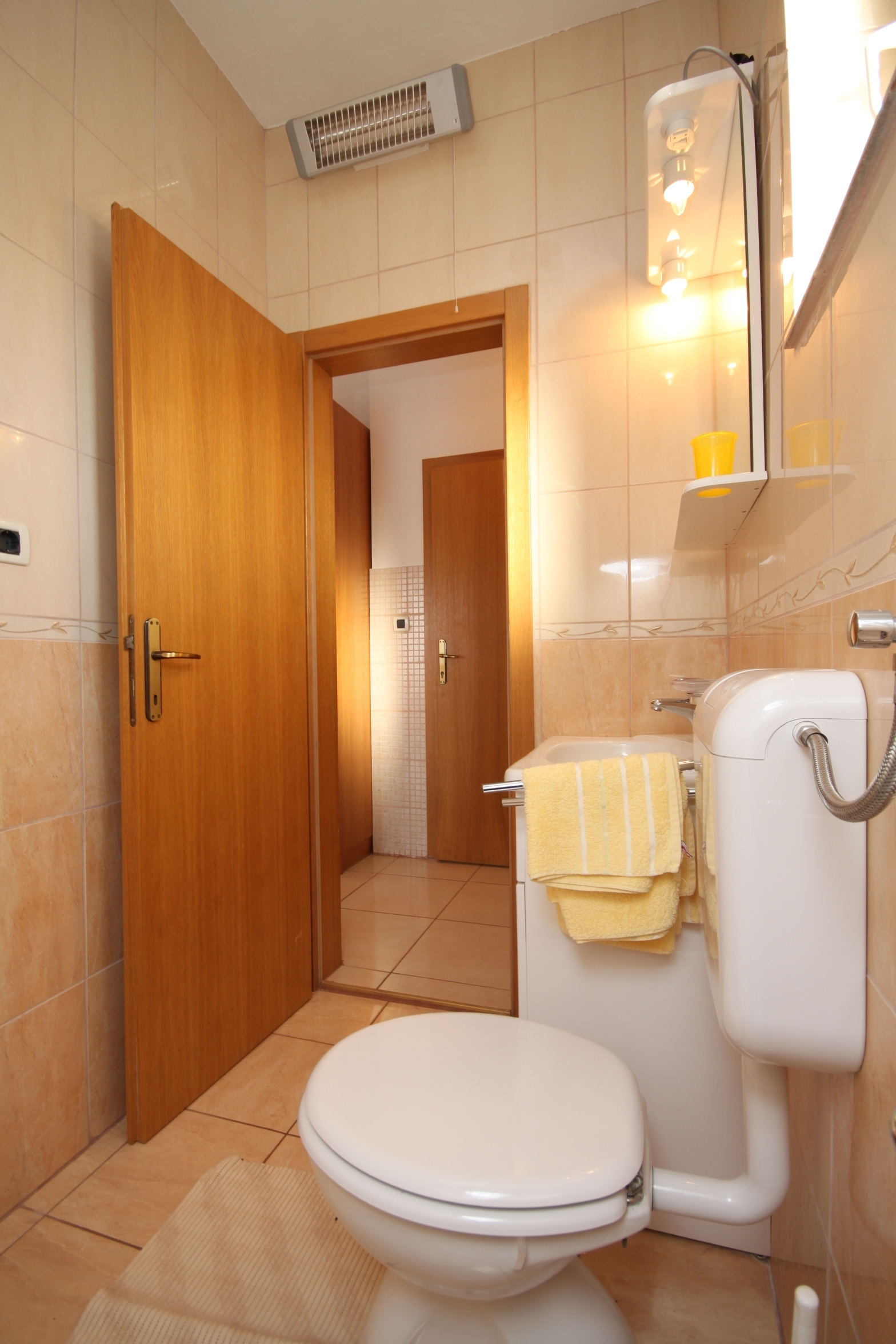 Two bedroom apartment with balcony and sea view Okrug Donji, Čiovo  A-e