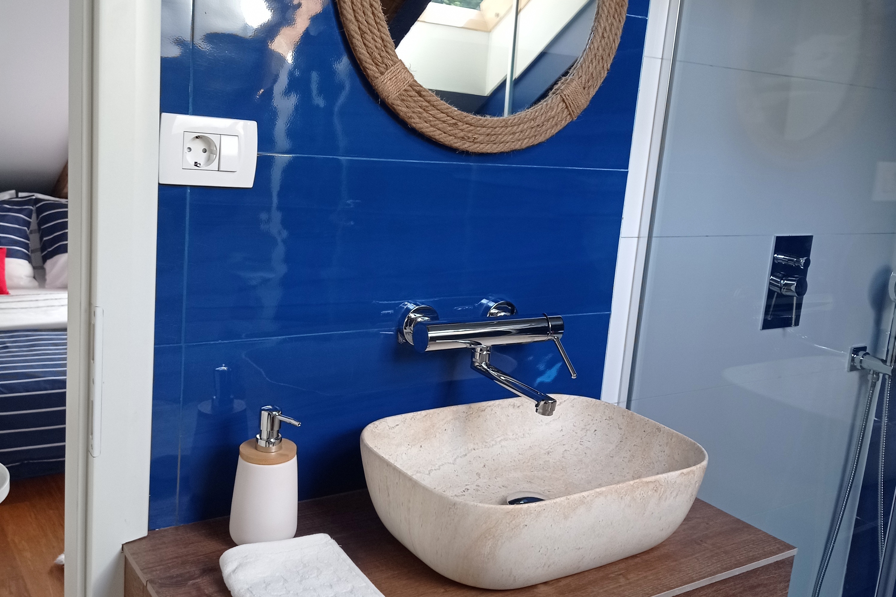 Three bedroom apartment near beach Duće, Omiš  A-a