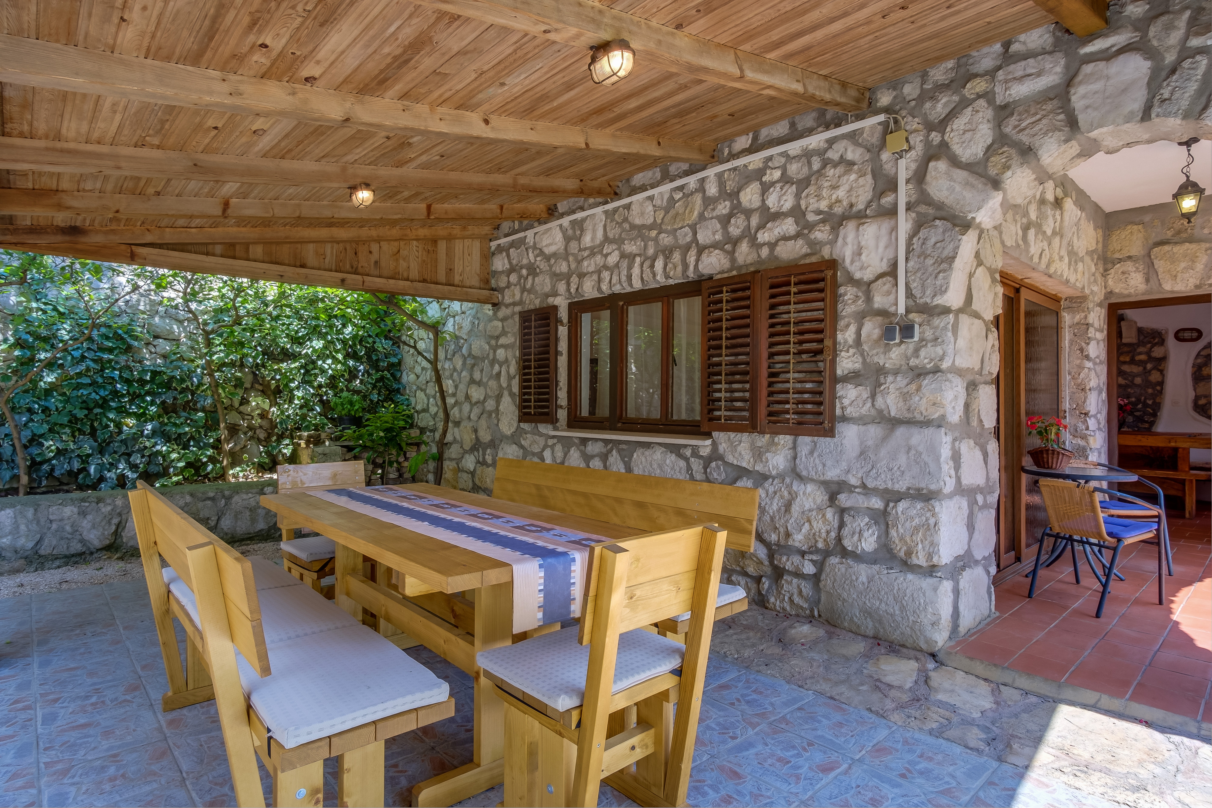 One bedroom apartment with terrace Punta križa, Cres (A-867-b)