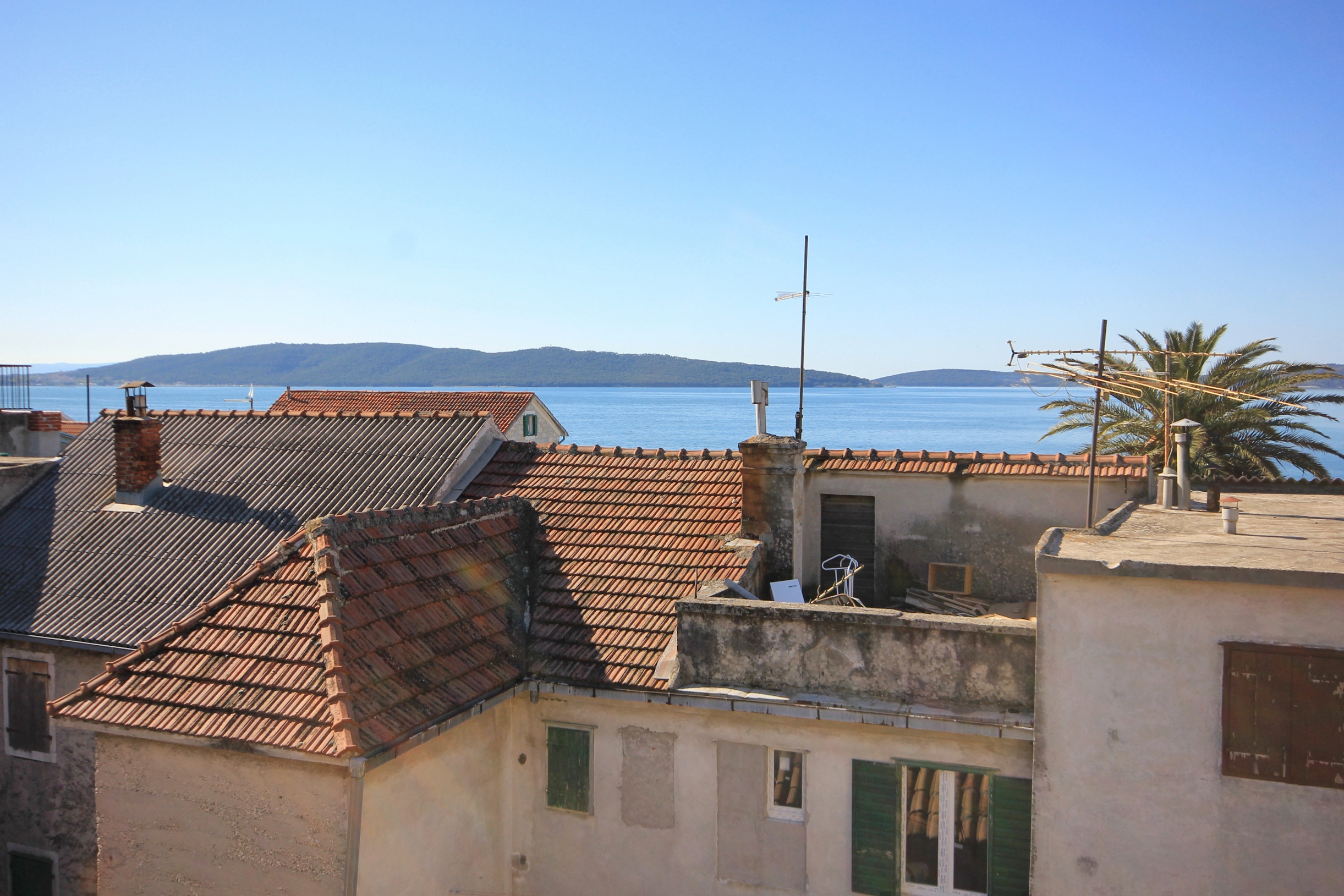 Two bedroom apartment with balcony and sea view Kaštel Kambelovac, Kaštela  A-a