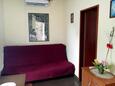 Stari Grad, Sala de estar in the apartment, air condition available y WiFi.