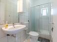 Bathroom 2 Fabrice, Bathroom 2 in the house, (pet friendly) and WiFi.