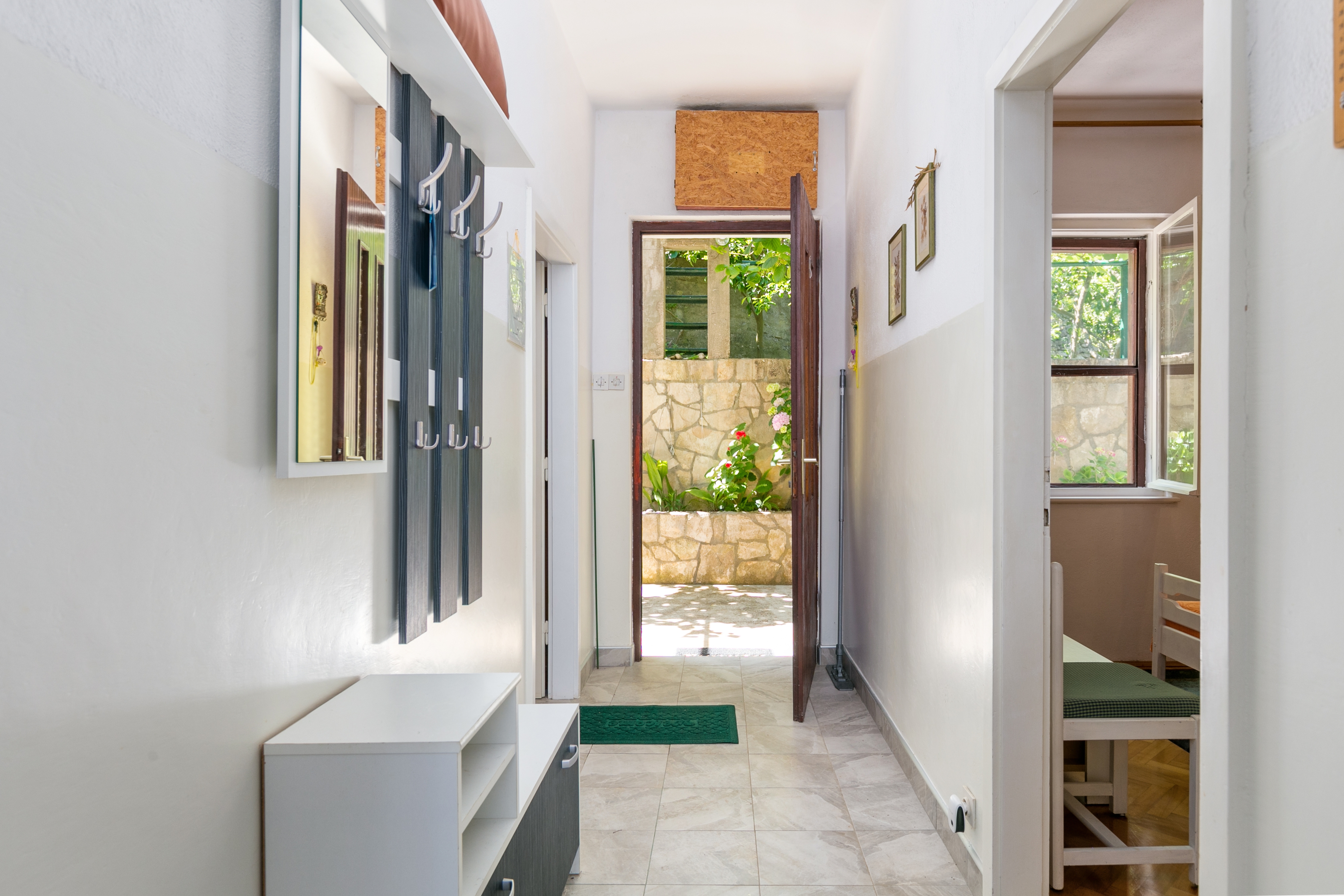 Three bedroom house near beach Cove Fabrice, Šolta  K
