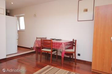Dining room Cavtat, Dining room in the studio-apartment, WIFI.