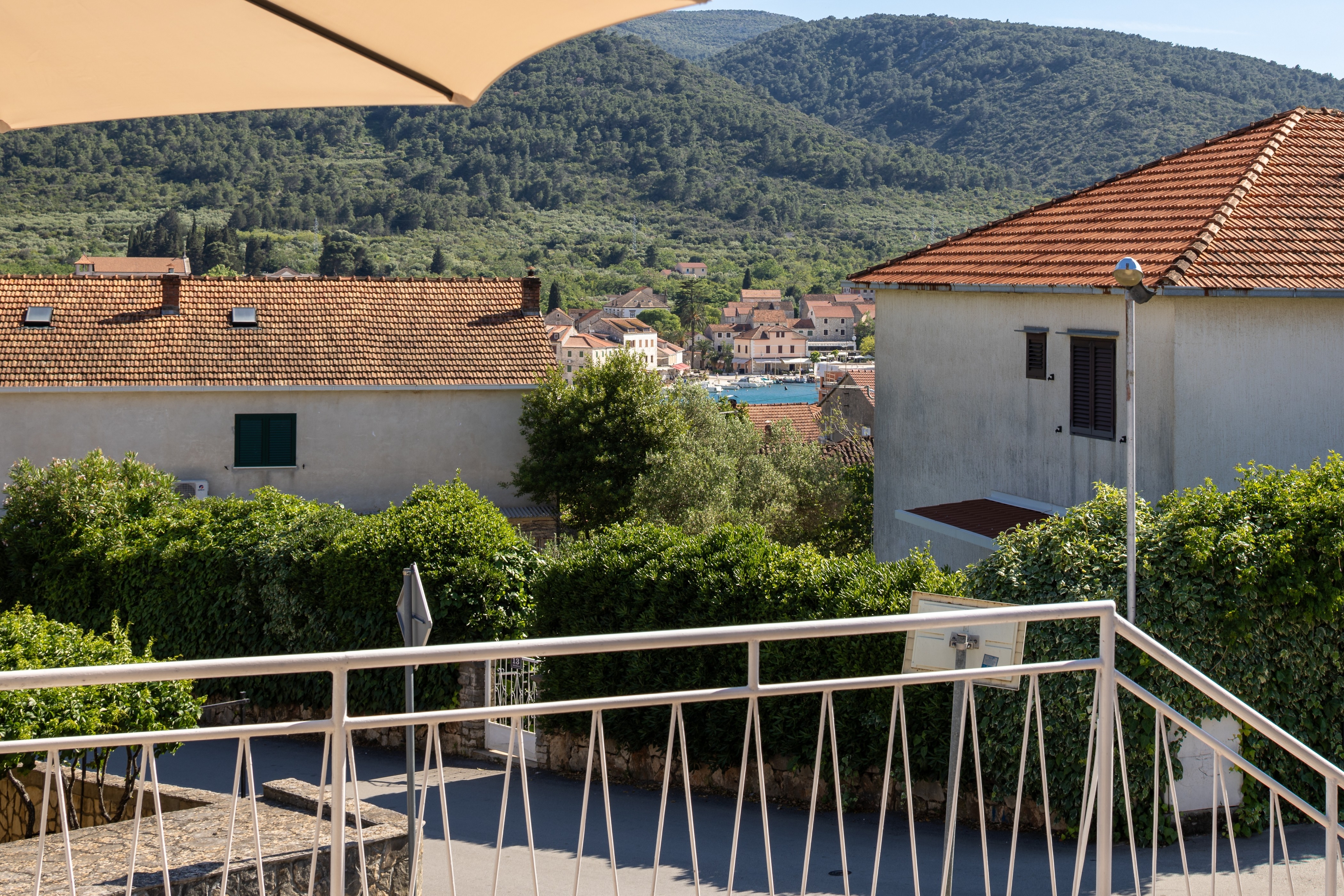 Two bedroom apartment with terrace Stari Grad, Hvar  A-a