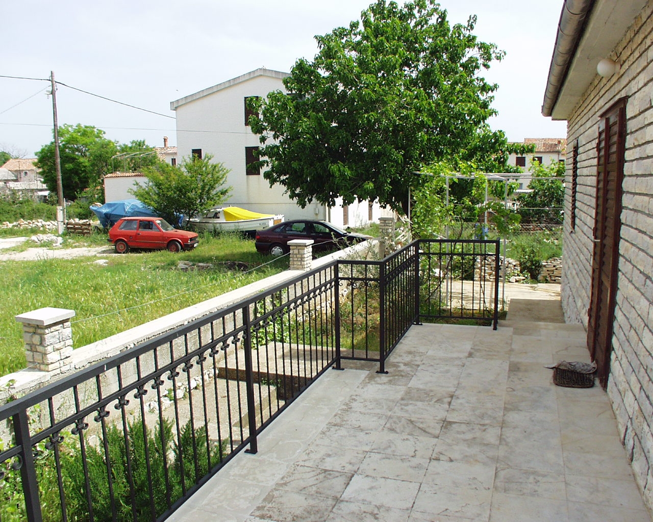 Three bedroom house with terrace Pašman  K
