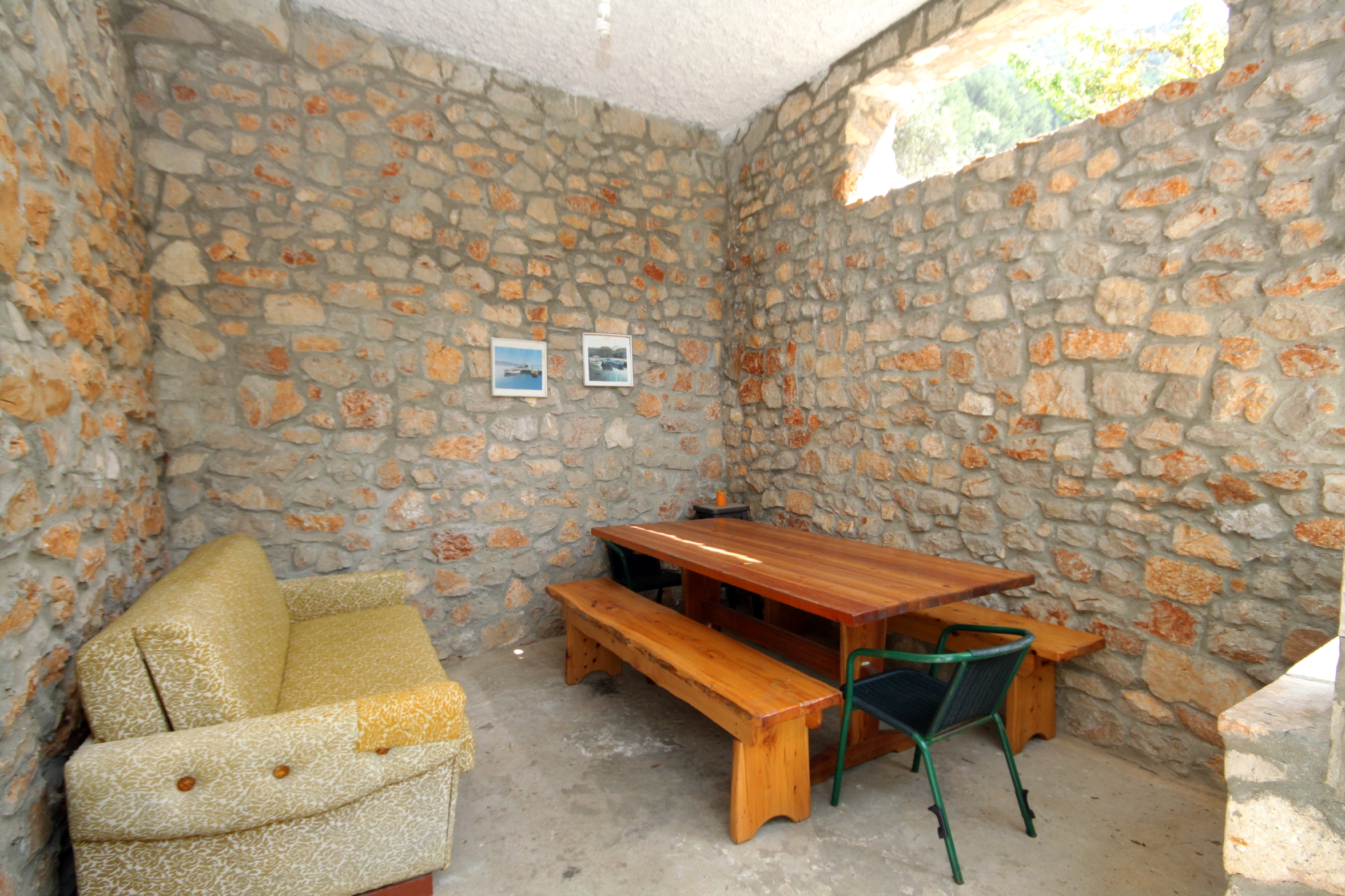 One bedroom apartment near beach Cove Pobij, Hvar  A-d